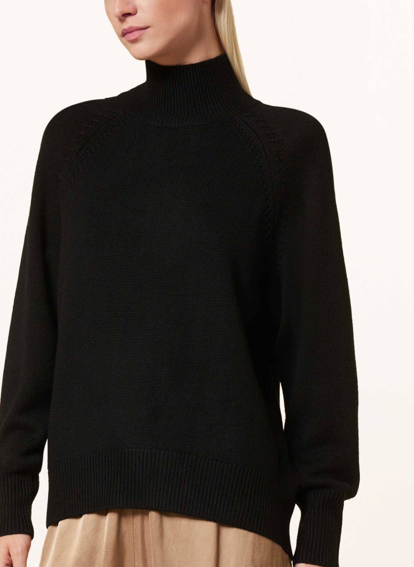 REPEAT Turtleneck sweater in merino wool, Color: BLACK (Image 4)