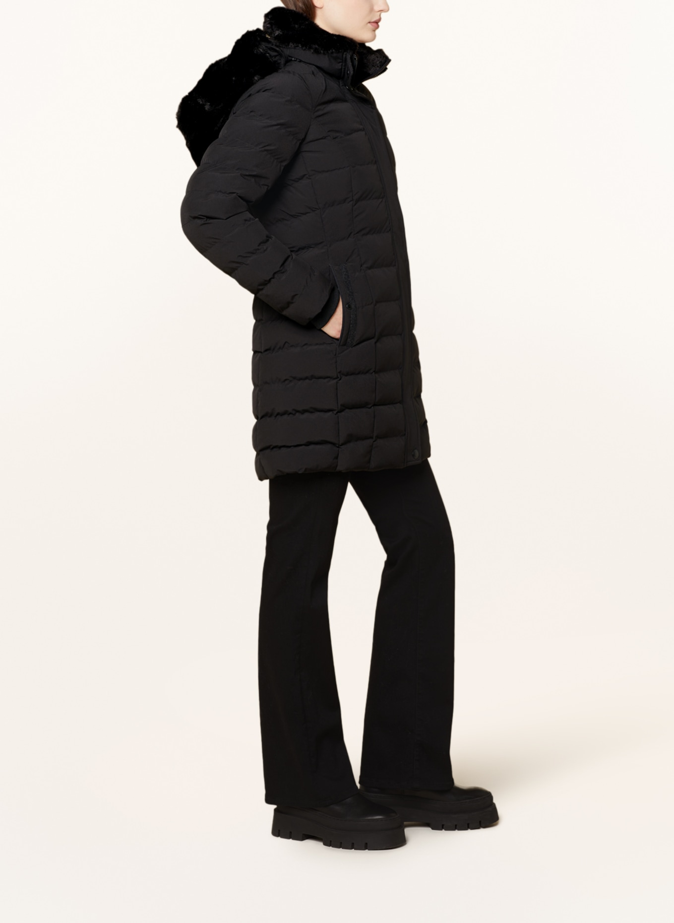 WELLENSTEYN Quilted coat SANTORIN with faux fur trim ad DUPONT™ SORONA® insulation, Color: BLACK (Image 4)