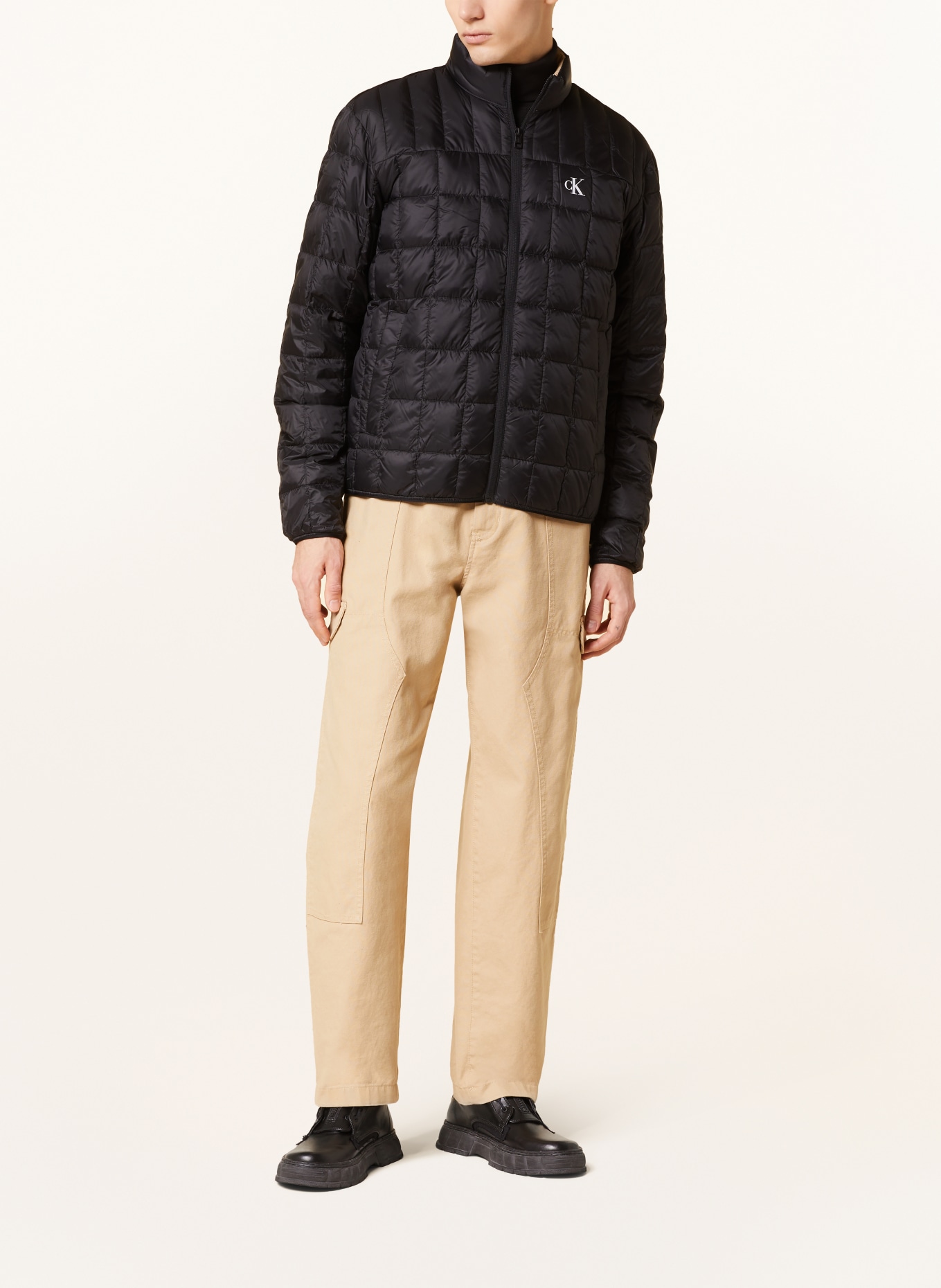 Calvin Klein Jeans Lehká péřová bunda, Barva: ČERNÁ (Obrázek 2)