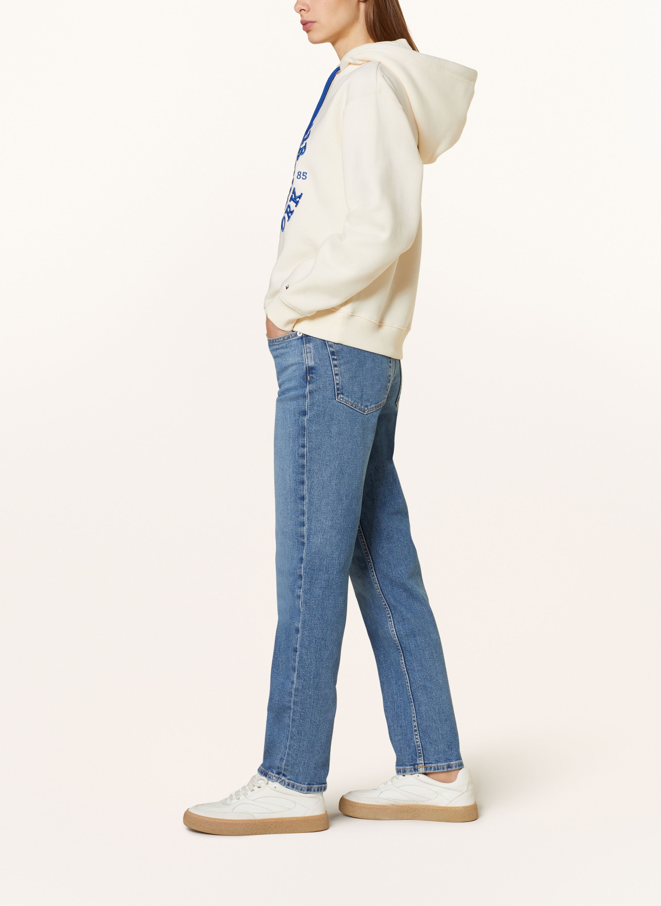 TOMMY HILFIGER Straight Jeans CLASSIC STRAIGHT, Farbe: 1A8 Mel (Bild 4)
