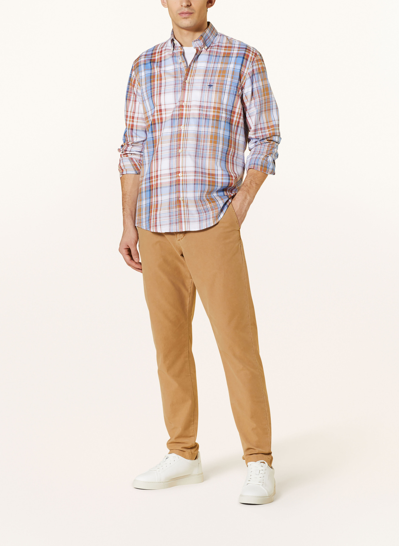 FYNCH-HATTON Shirt regular fit, Color: LIGHT BROWN/ LIGHT BLUE/ WHITE (Image 2)