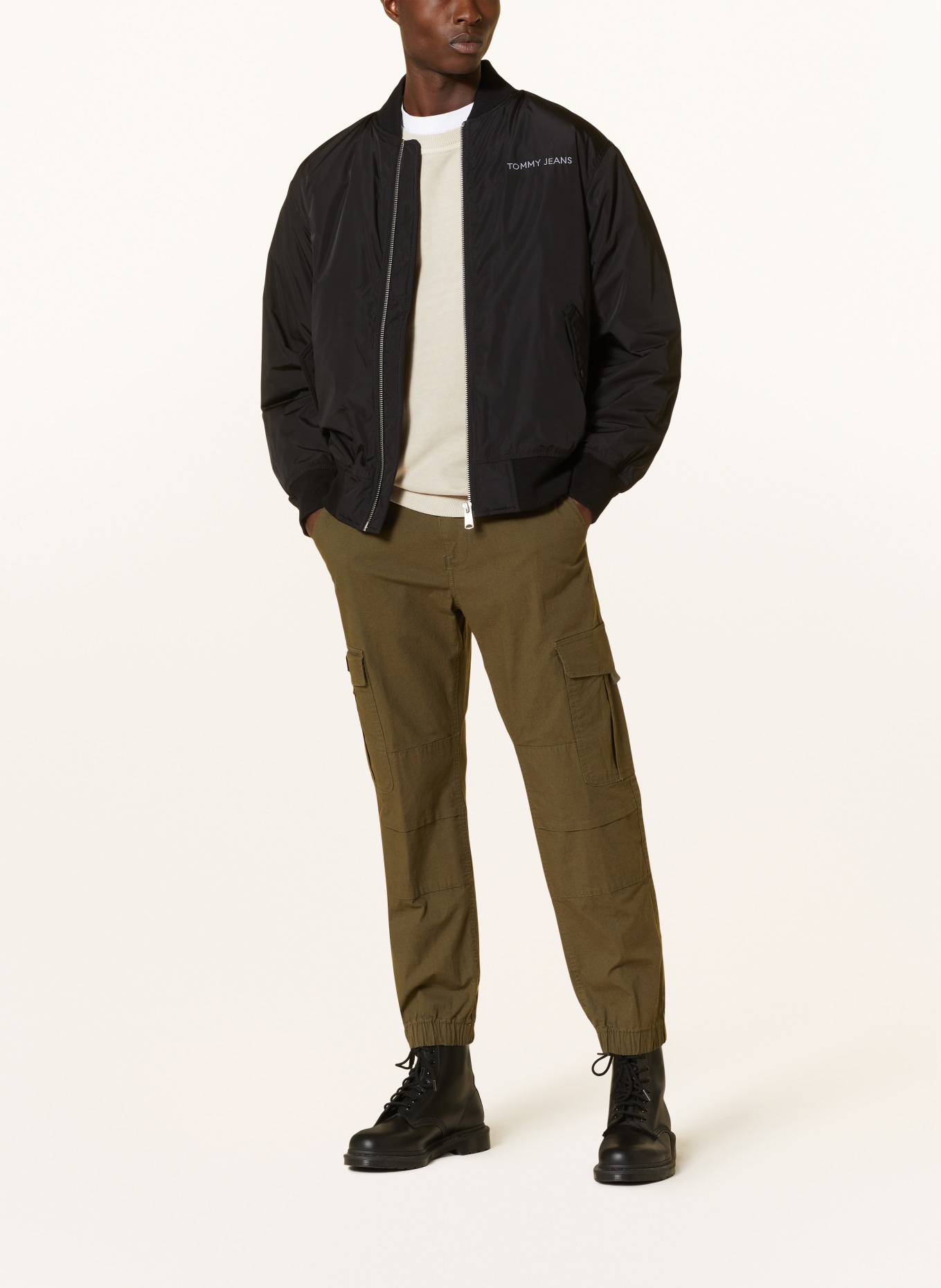TOMMY JEANS Cargohose ETHAN Relaxed Fit: OLIV