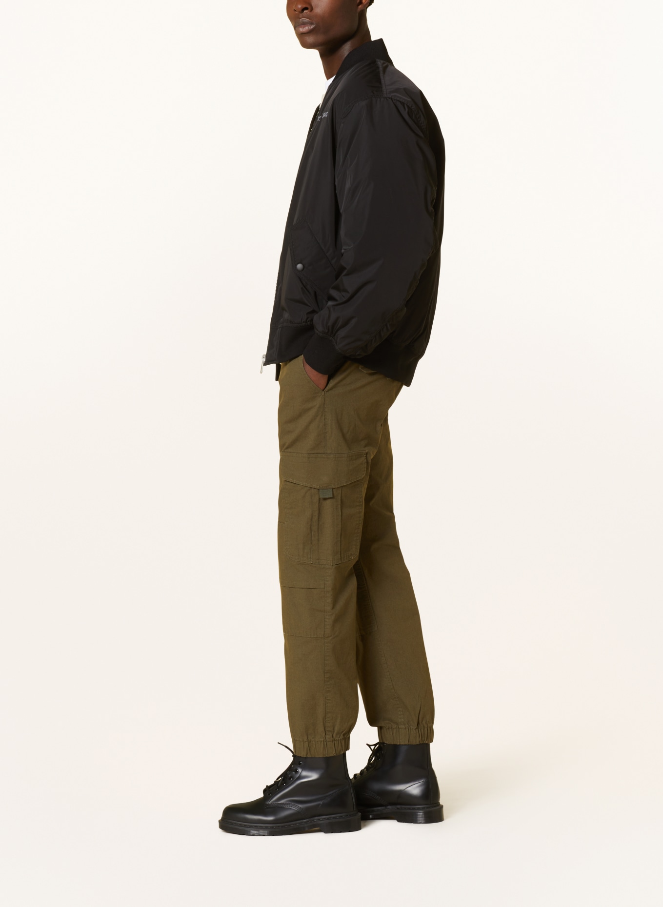 TOMMY JEANS Cargohose ETHAN Relaxed Fit: OLIV
