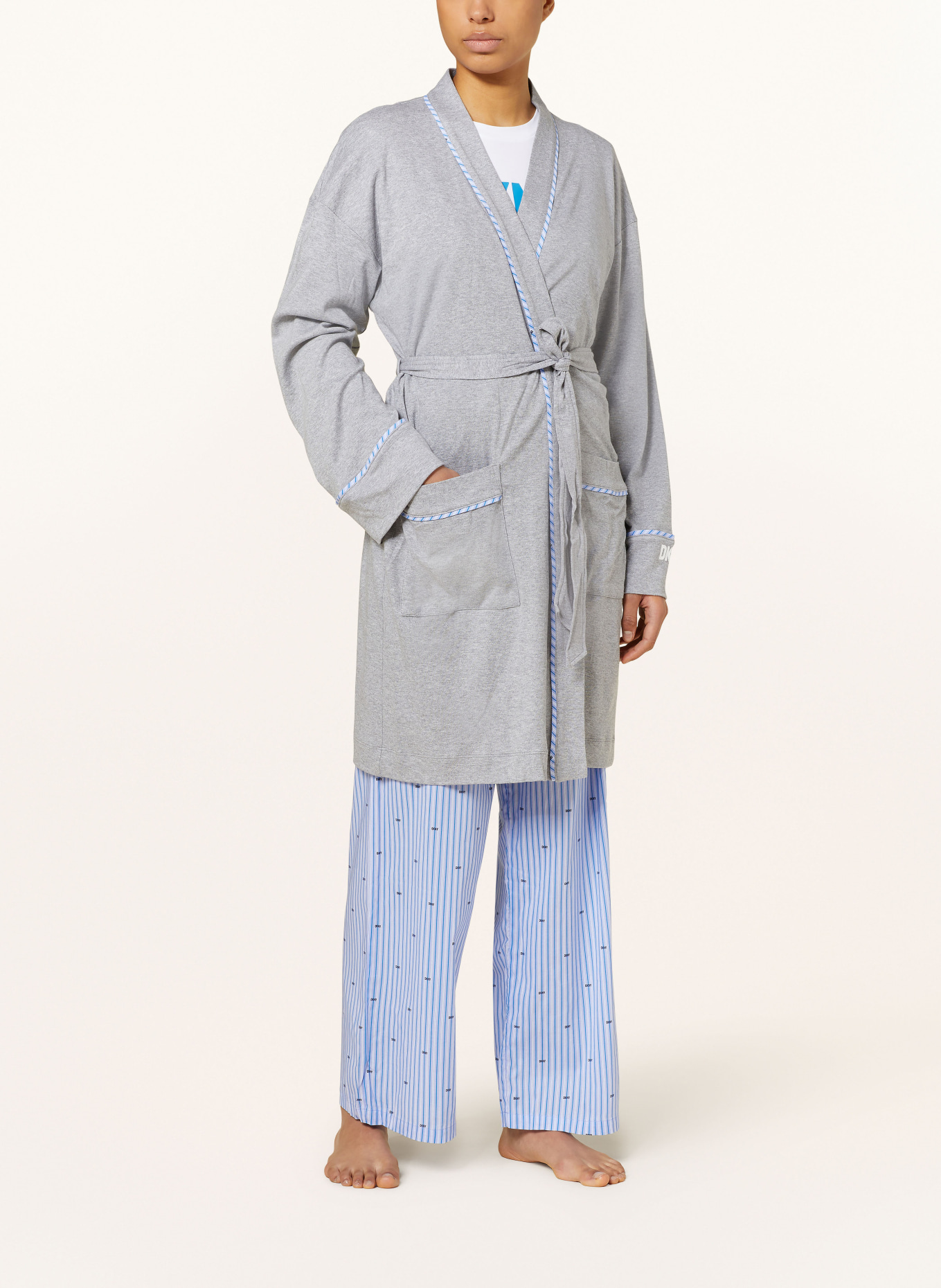 DKNY Women’s bathrobe, Color: GRAY (Image 2)