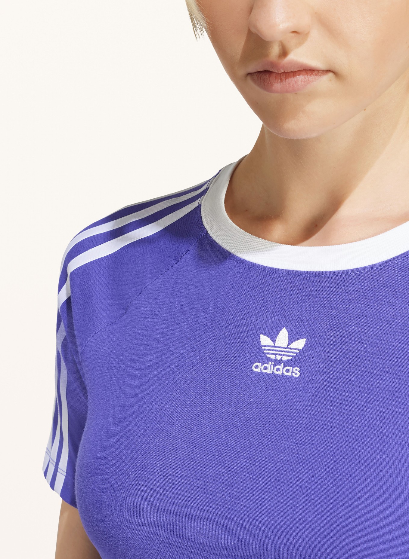 adidas Originals Cropped-Shirt, Farbe: LILA/ WEISS (Bild 4)