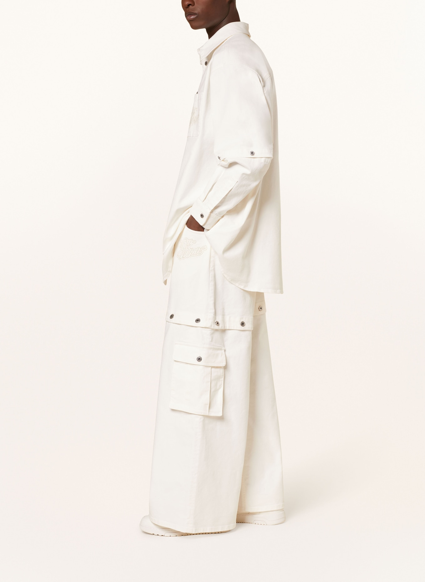 Off-White Cargo pants comfort fit with detachable leg, Color: 0202 raw white (Image 4)