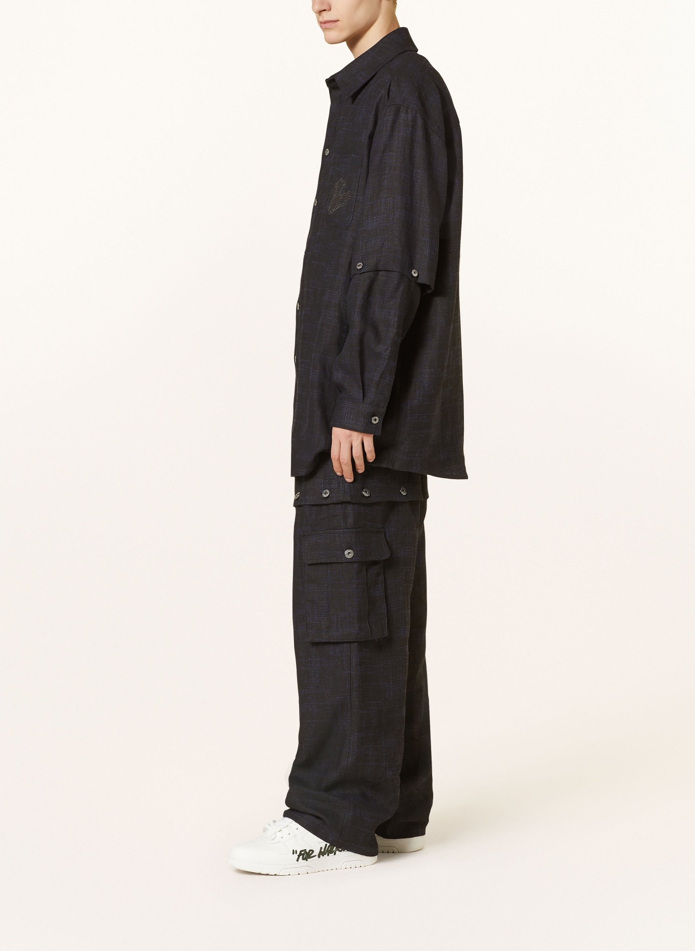 Off-White Cargo pants regular fit in linen, Color: BLACK/ DARK BLUE (Image 4)