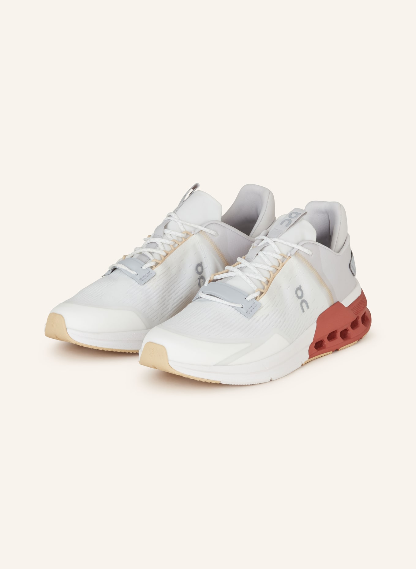 On Sneakers CLOUDNOVA FLUX, Color: WHITE/ LIGHT GRAY/ BROWN (Image 1)