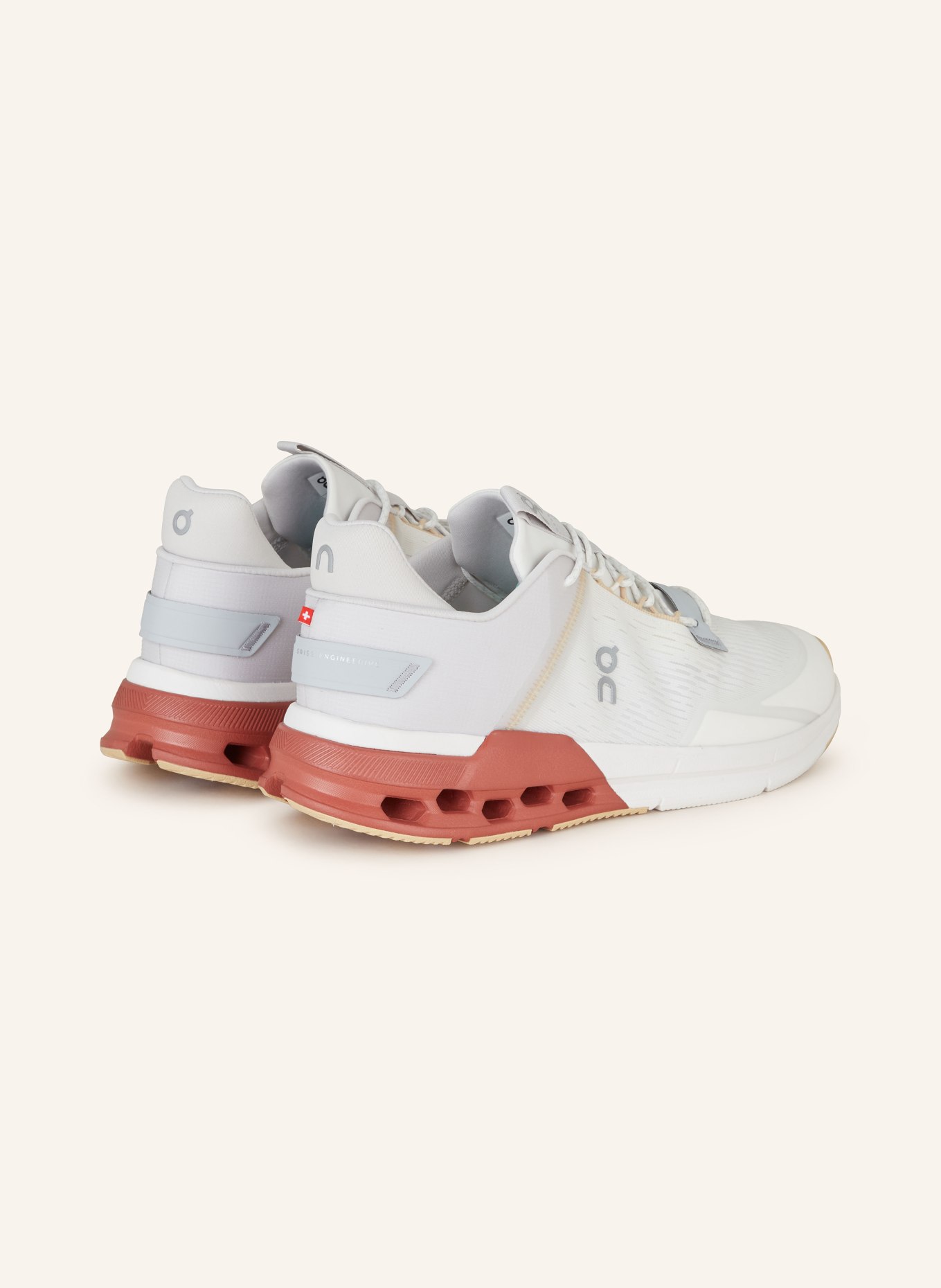 On Sneakers CLOUDNOVA FLUX, Color: WHITE/ LIGHT GRAY/ BROWN (Image 2)