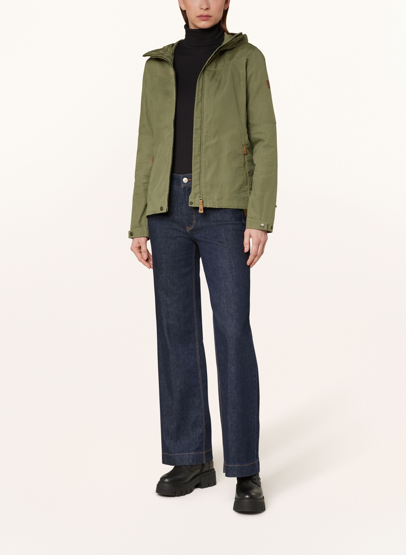 FJÄLLRÄVEN Outdoor jacket STINA, Color: OLIVE (Image 2)