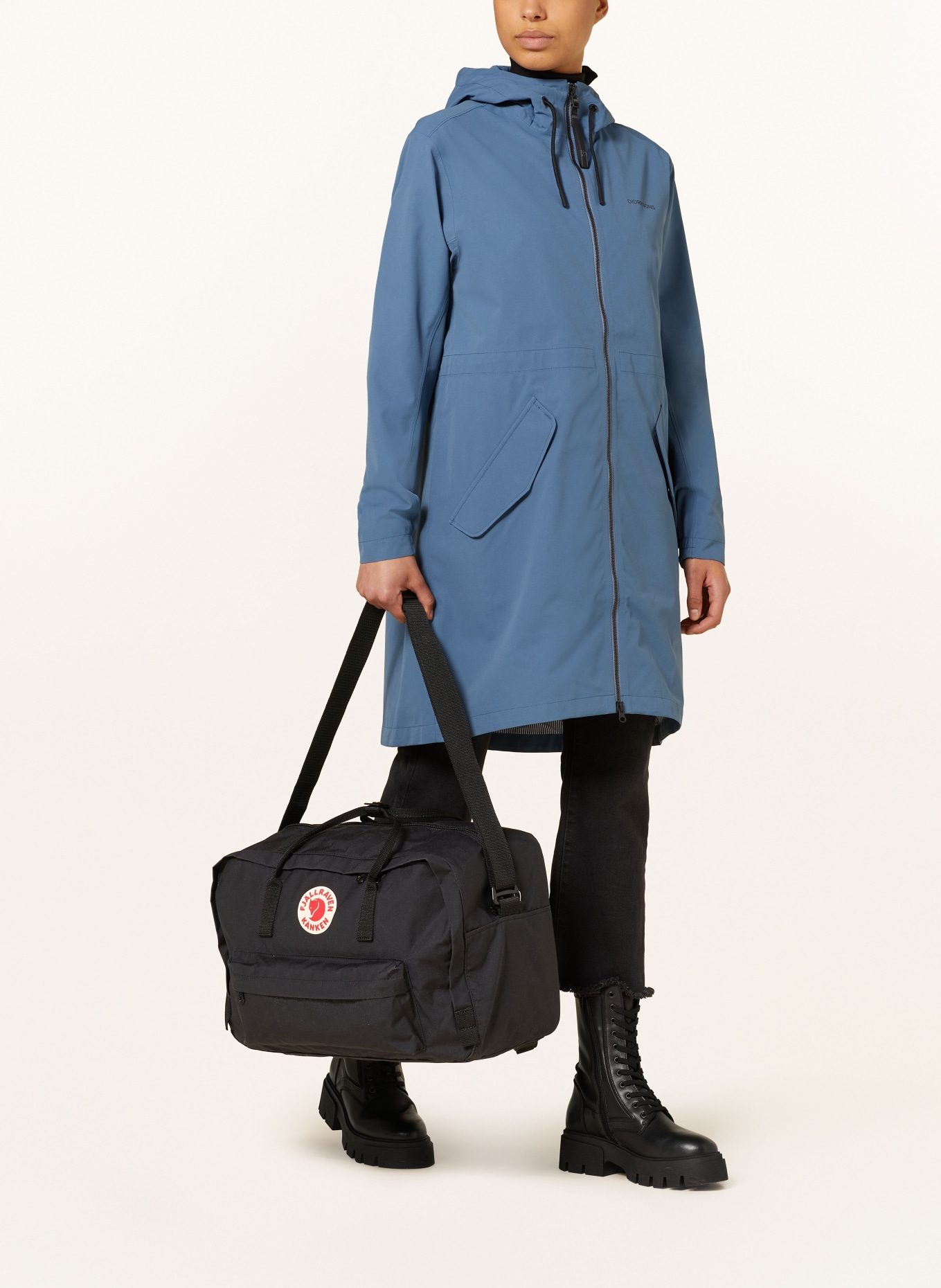 FJÄLLRÄVEN Travel bag KÅNKEN 30 l with laptop compartment, Color: BLACK (Image 5)