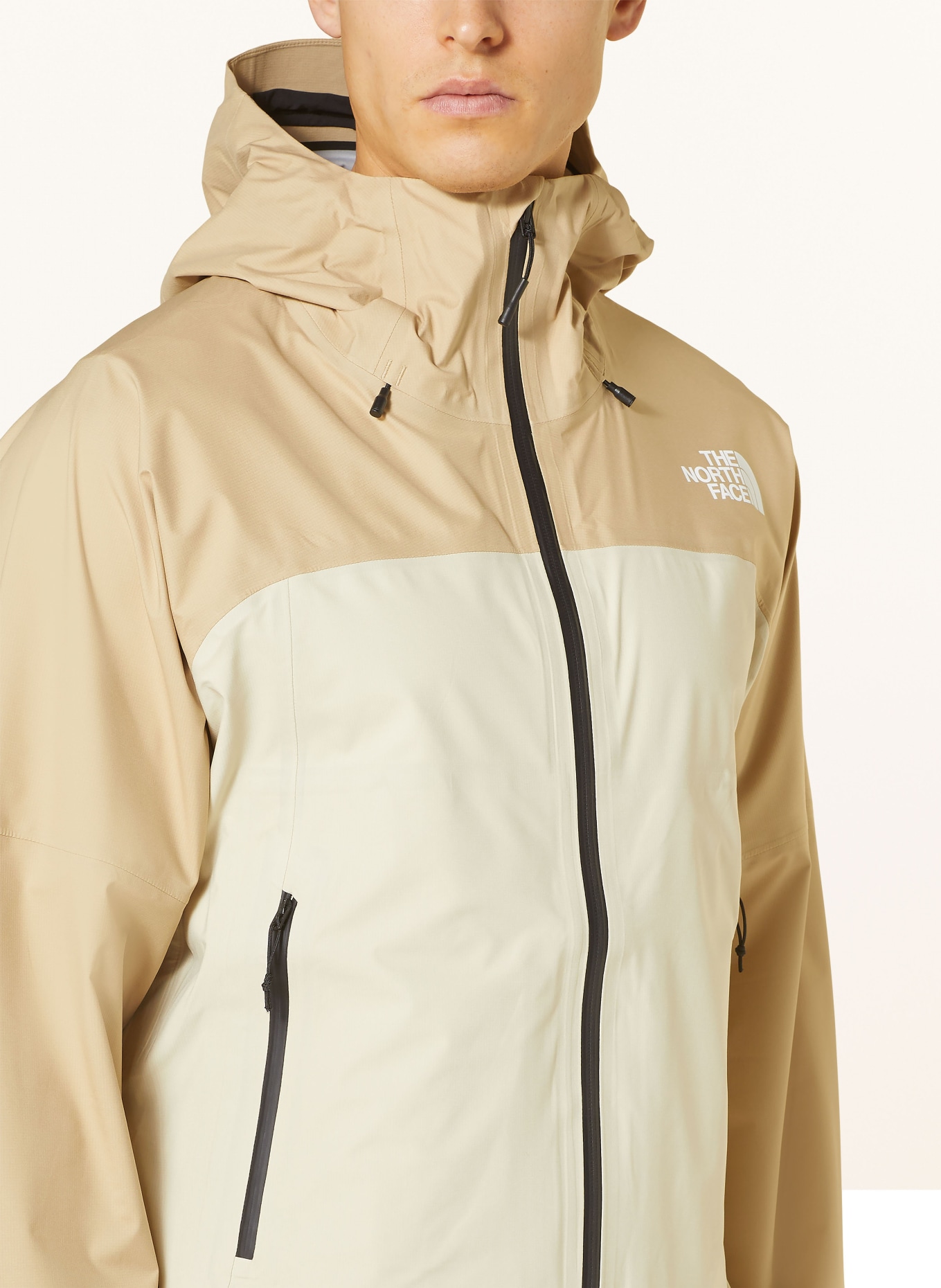 North face hotsell self stowing jacket