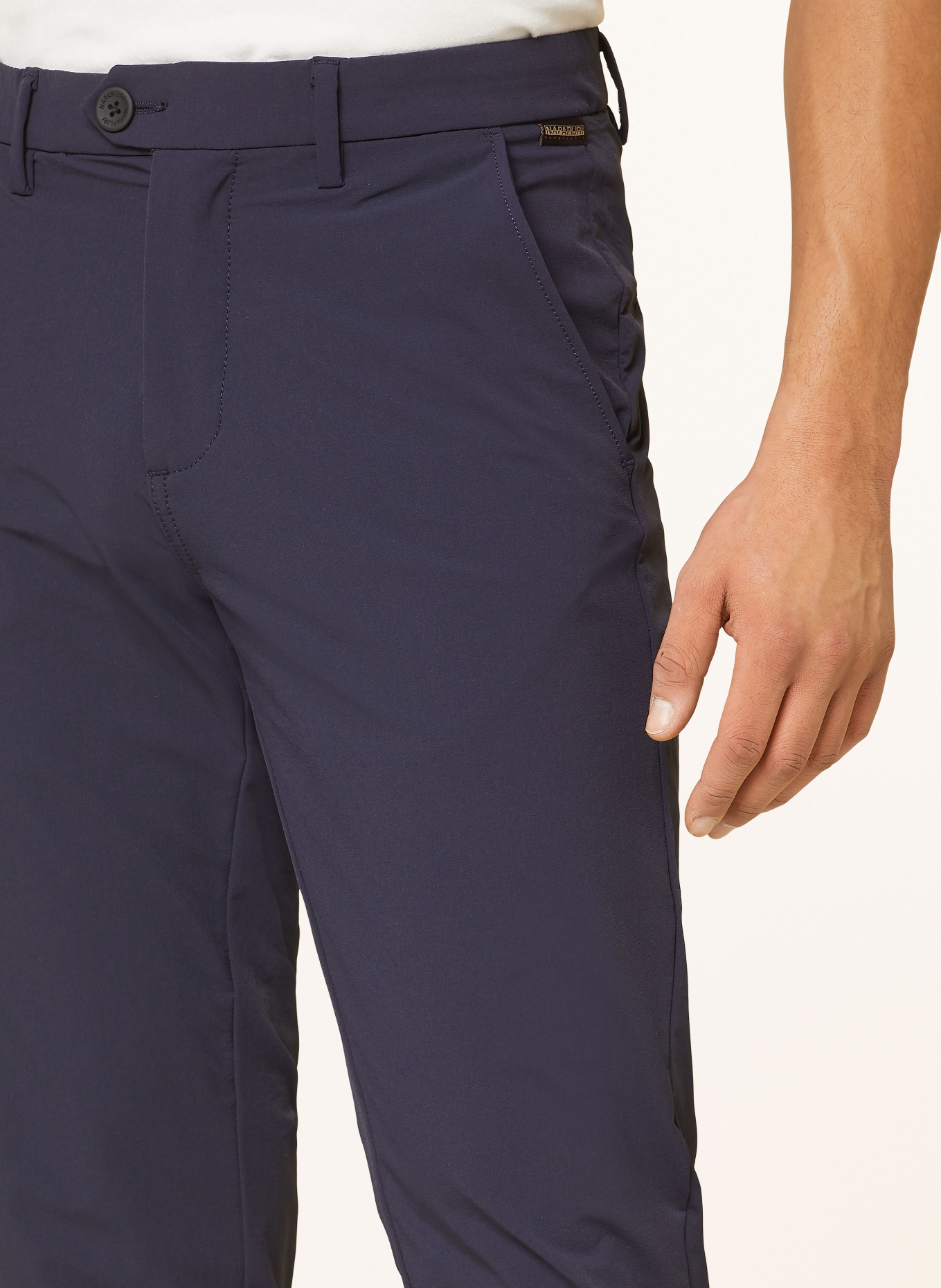 NAPAPIJRI Chino kalhoty DEASE Extra Slim Fit, Barva: NP176 BLU MARINE (Obrázek 5)