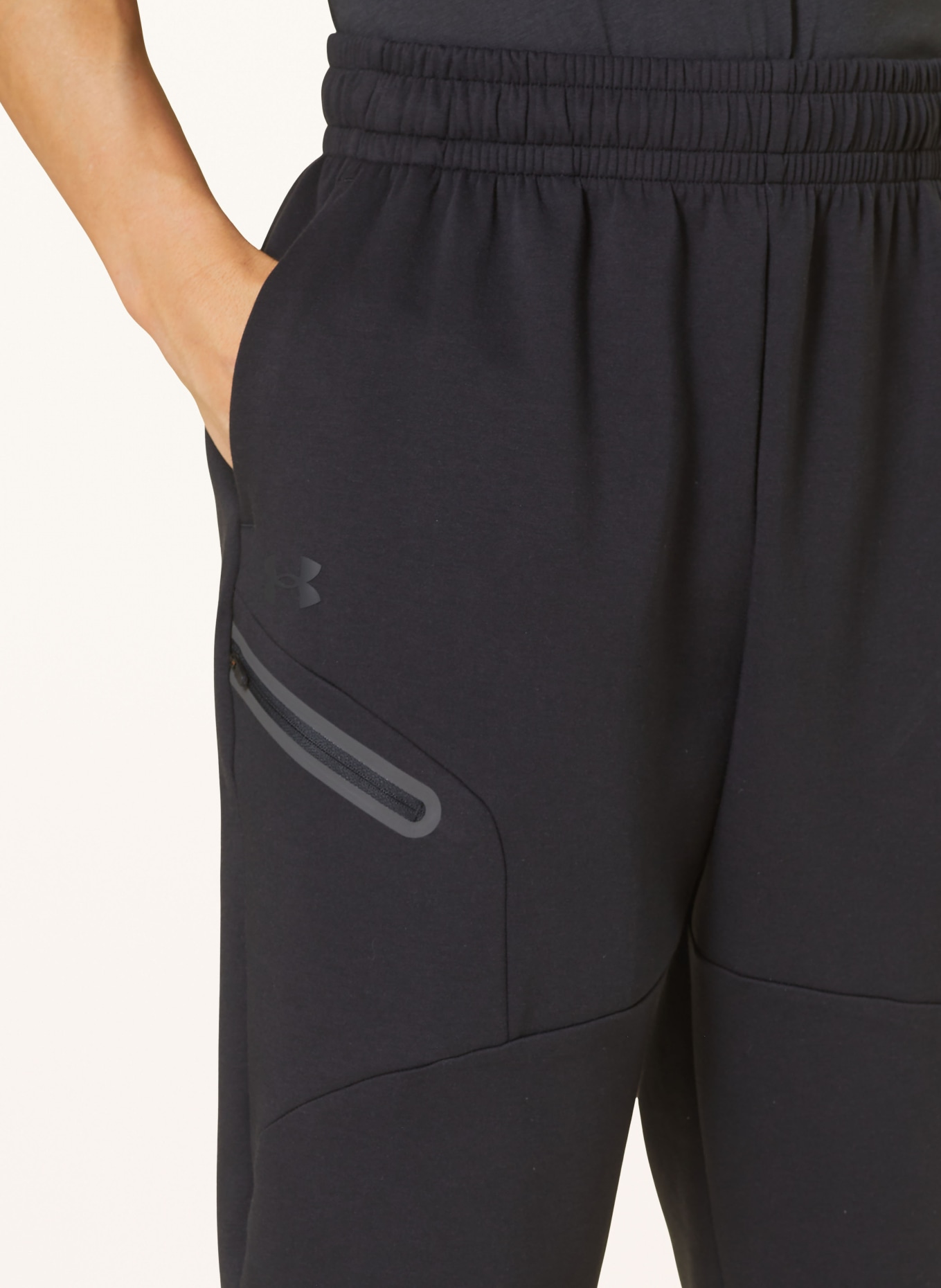 UNDER ARMOUR Trousers UNSTOPPABLE in jogger style, Color: BLACK (Image 5)