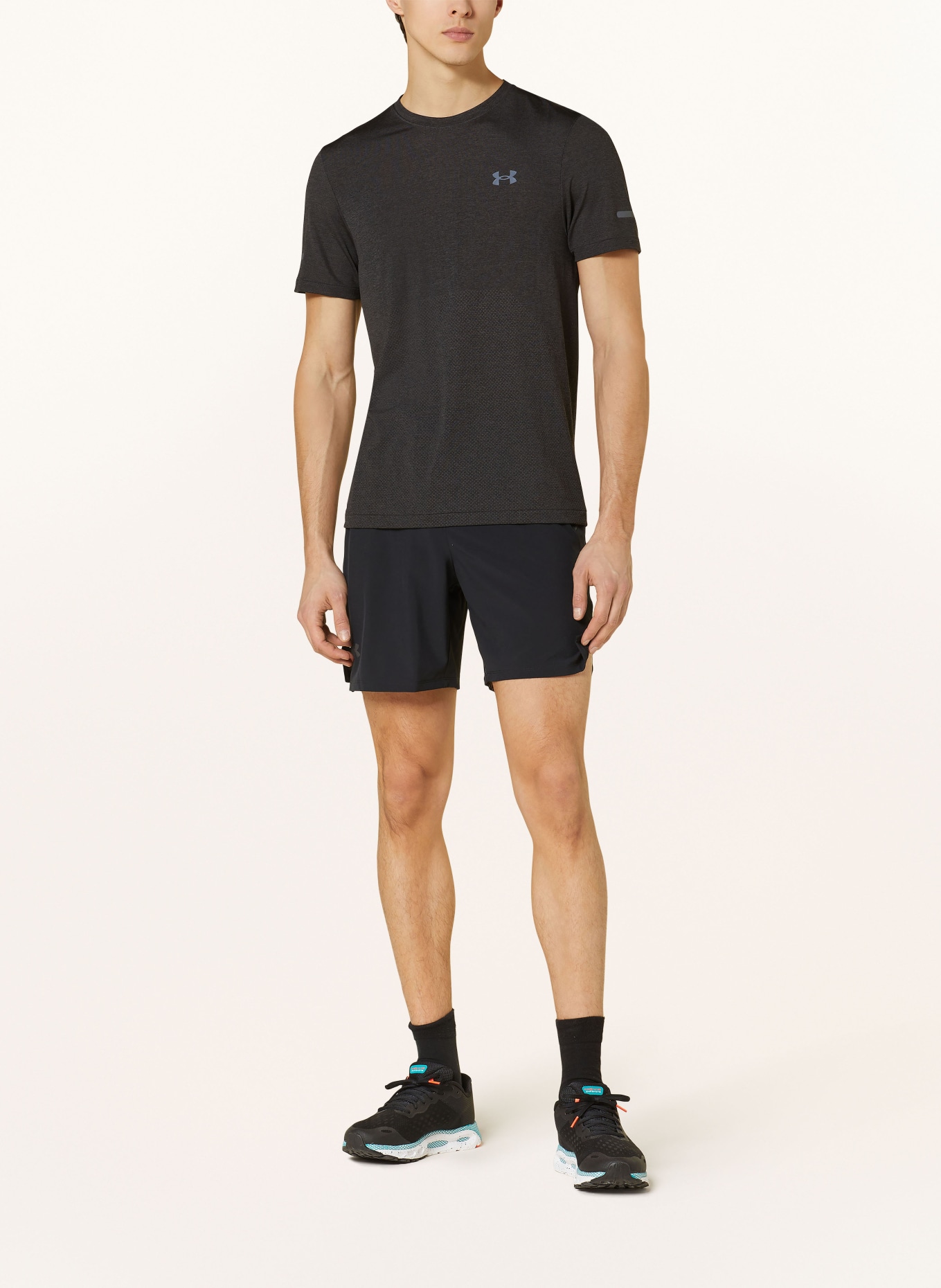 UNDER ARMOUR Running shirt UA SEAMLESS STRIDE, Color: BLACK (Image 2)