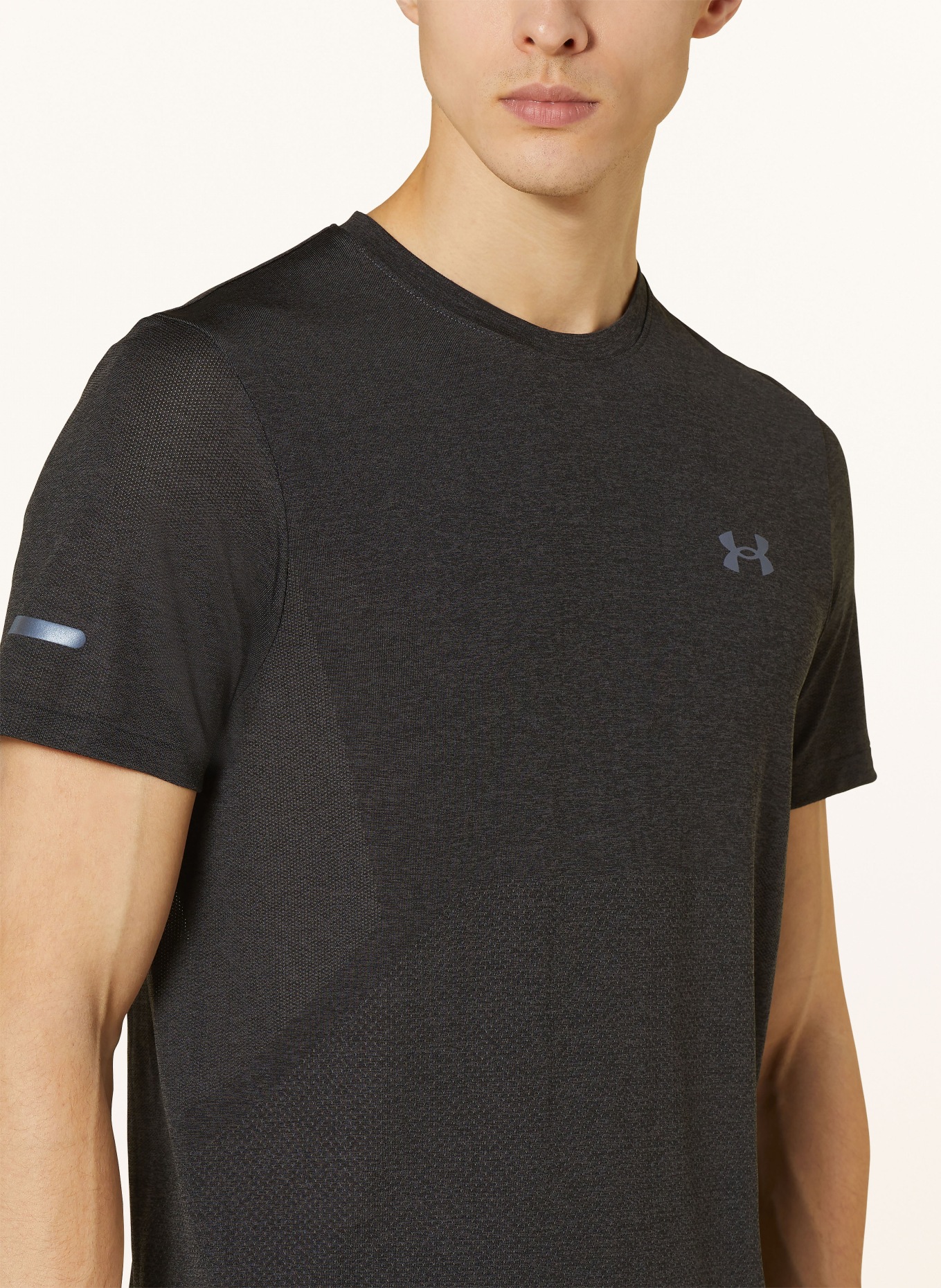 UNDER ARMOUR Running shirt UA SEAMLESS STRIDE, Color: BLACK (Image 4)