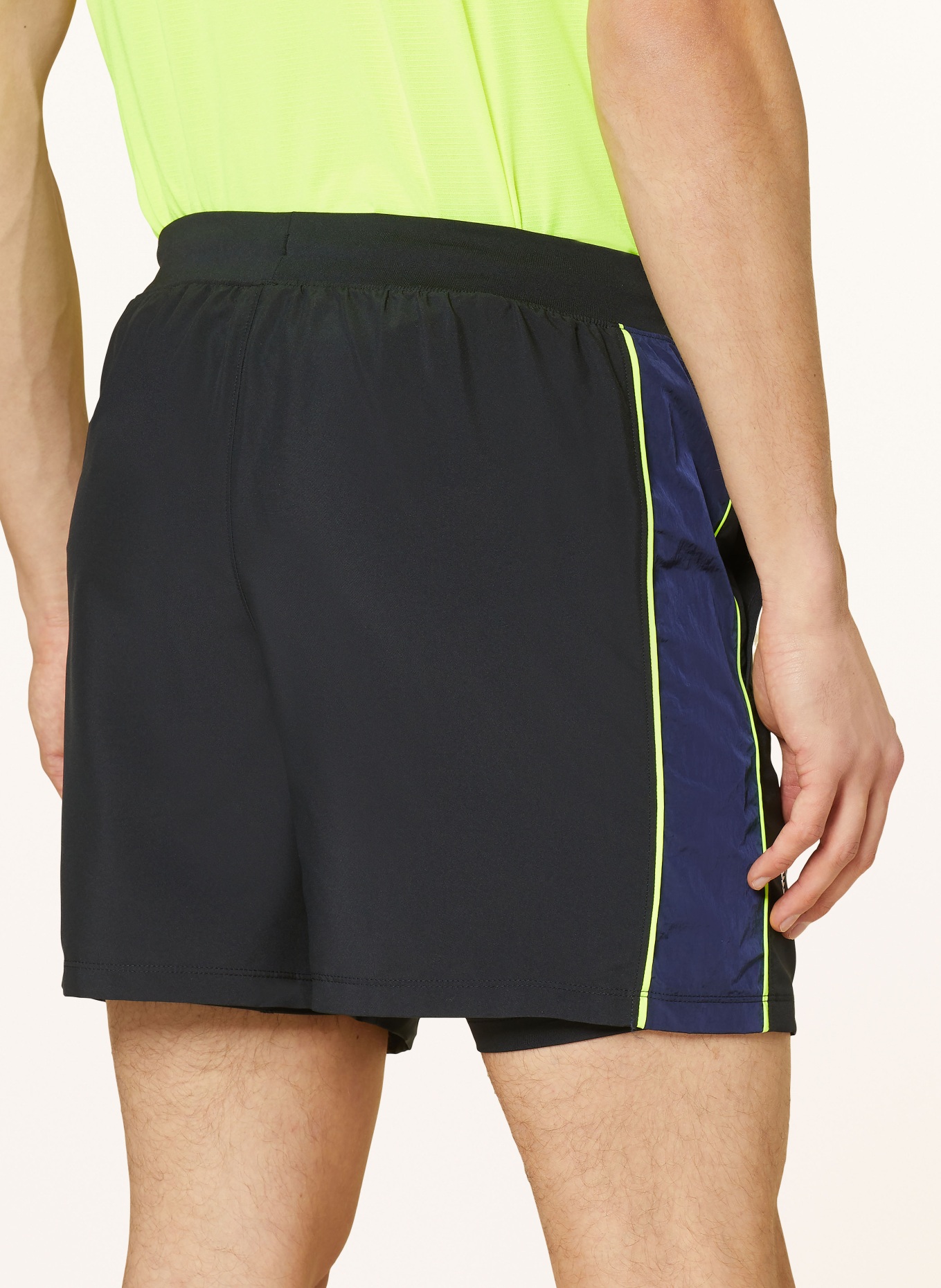 UNDER ARMOUR 2-in-1 running shorts UA RUN EVERYWHERE, Color: BLACK (Image 6)