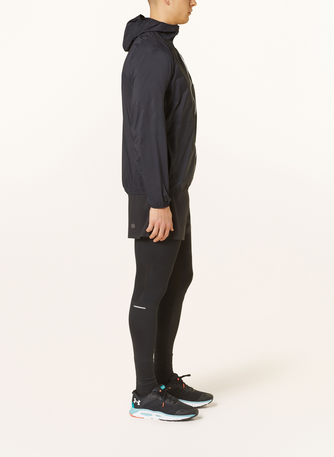 UNDER ARMOUR Running jacket PHANTOM, Color: BLACK (Image 4)