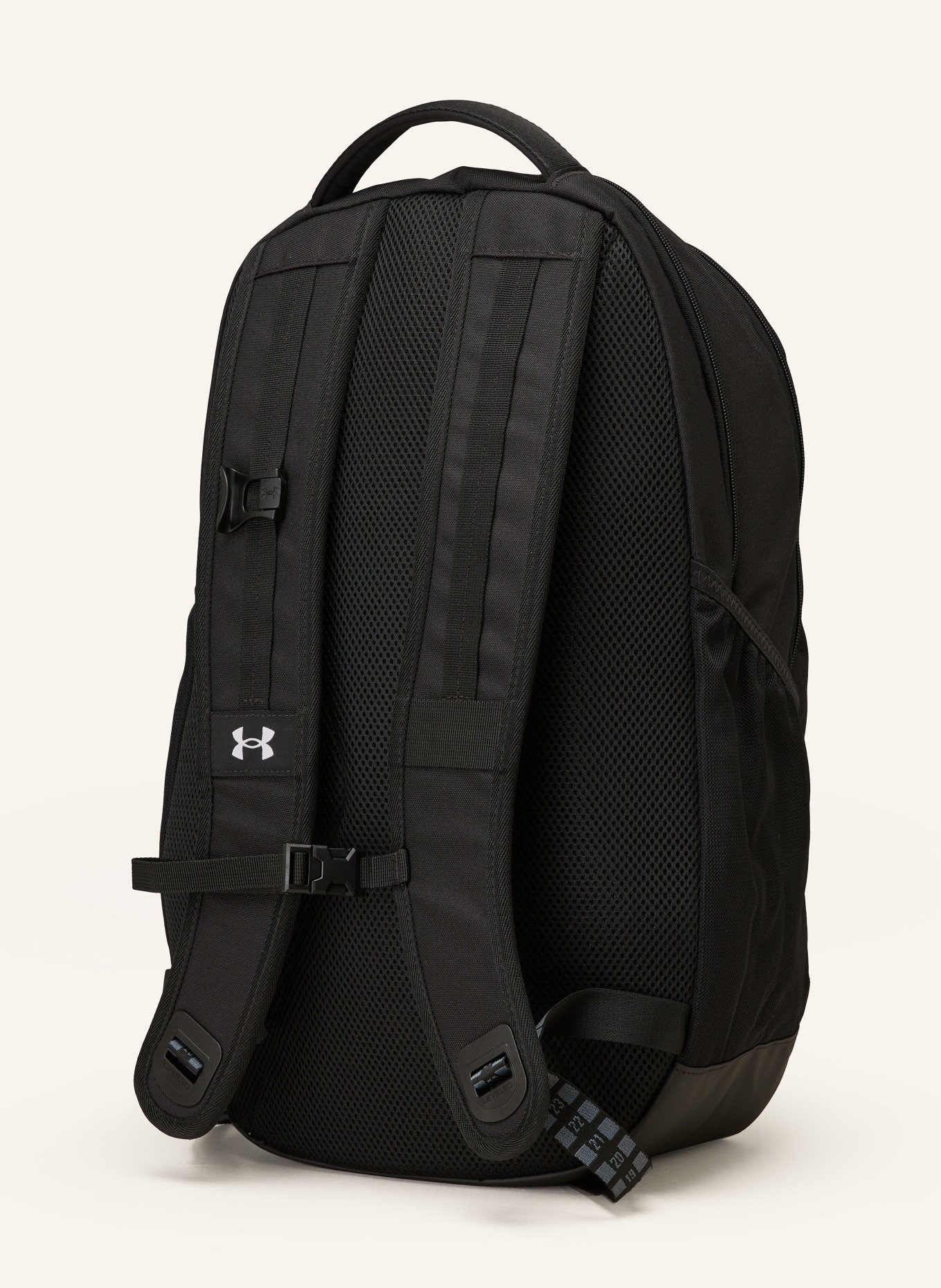 UNDER ARMOUR Backpack HUSTLE PRO 31.5 l with laptop compartment, Color: BLACK (Image 2)