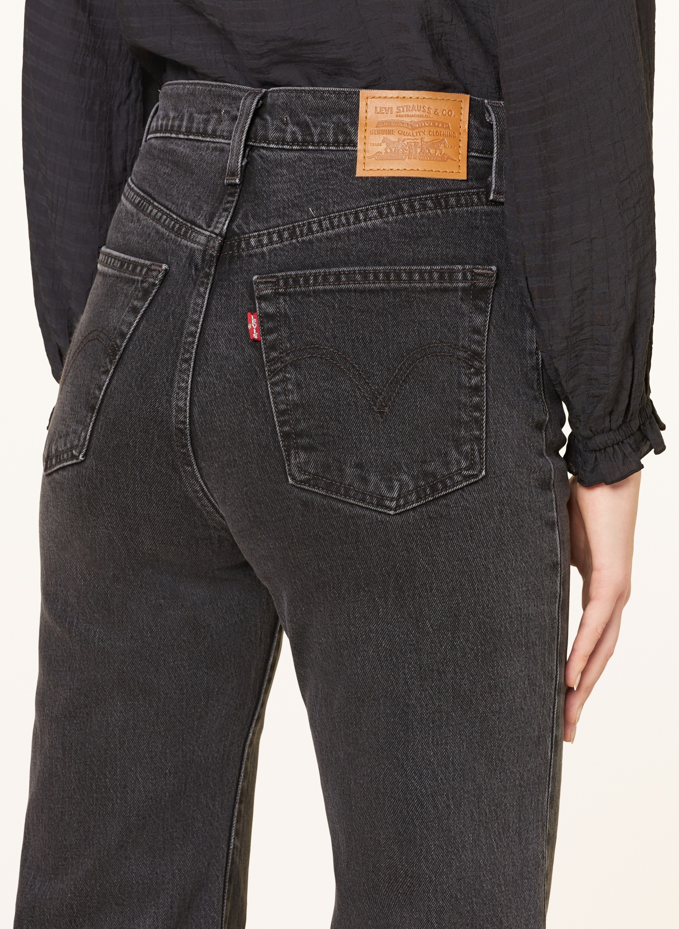 Levi's® Jeans RIBCAGE BELL, Farbe: 07 Blacks (Bild 5)