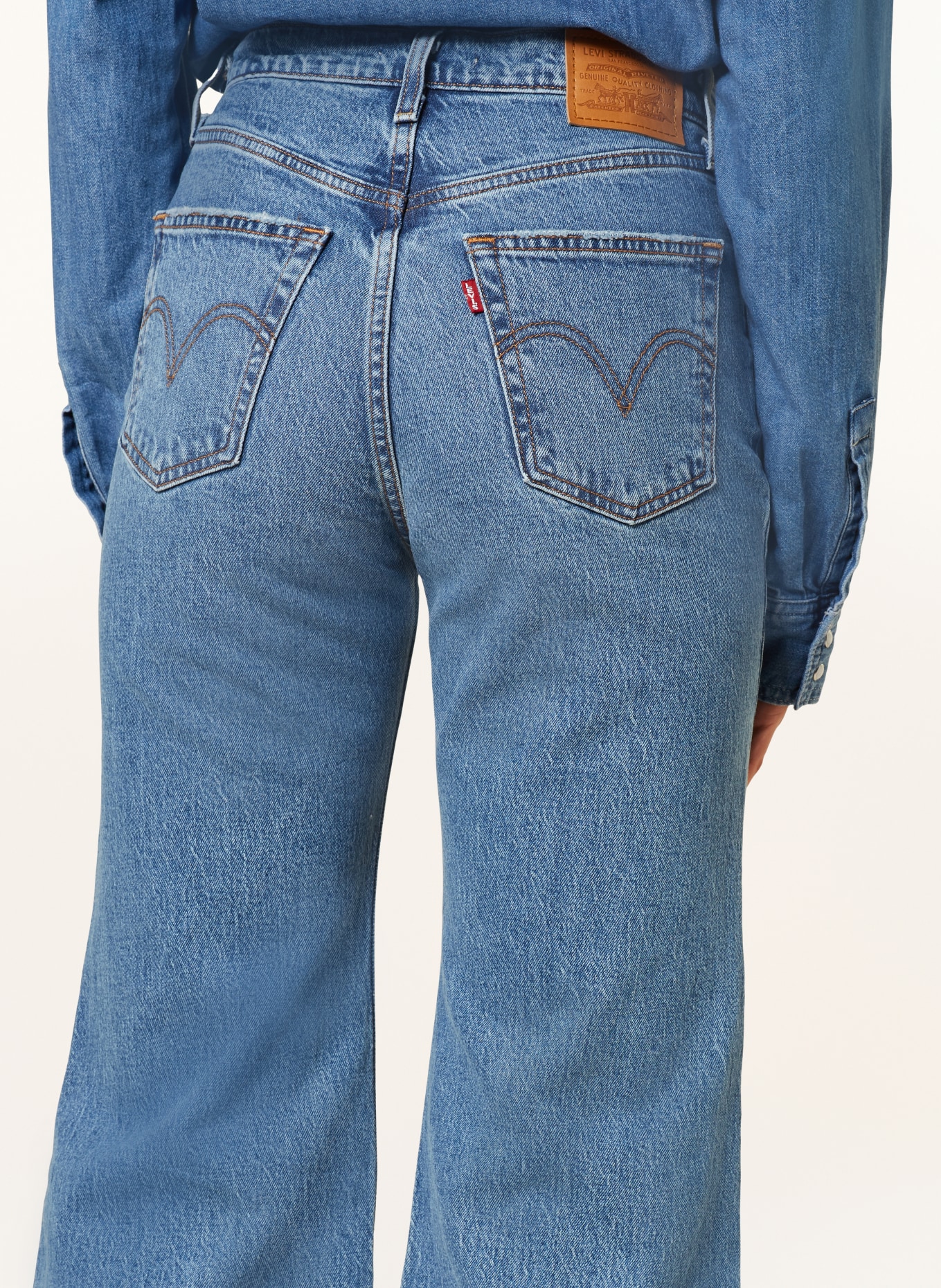Levi's® Flared Jeans RIBCAGE BELL, Farbe: 09 Dark Indigo - Worn In (Bild 5)