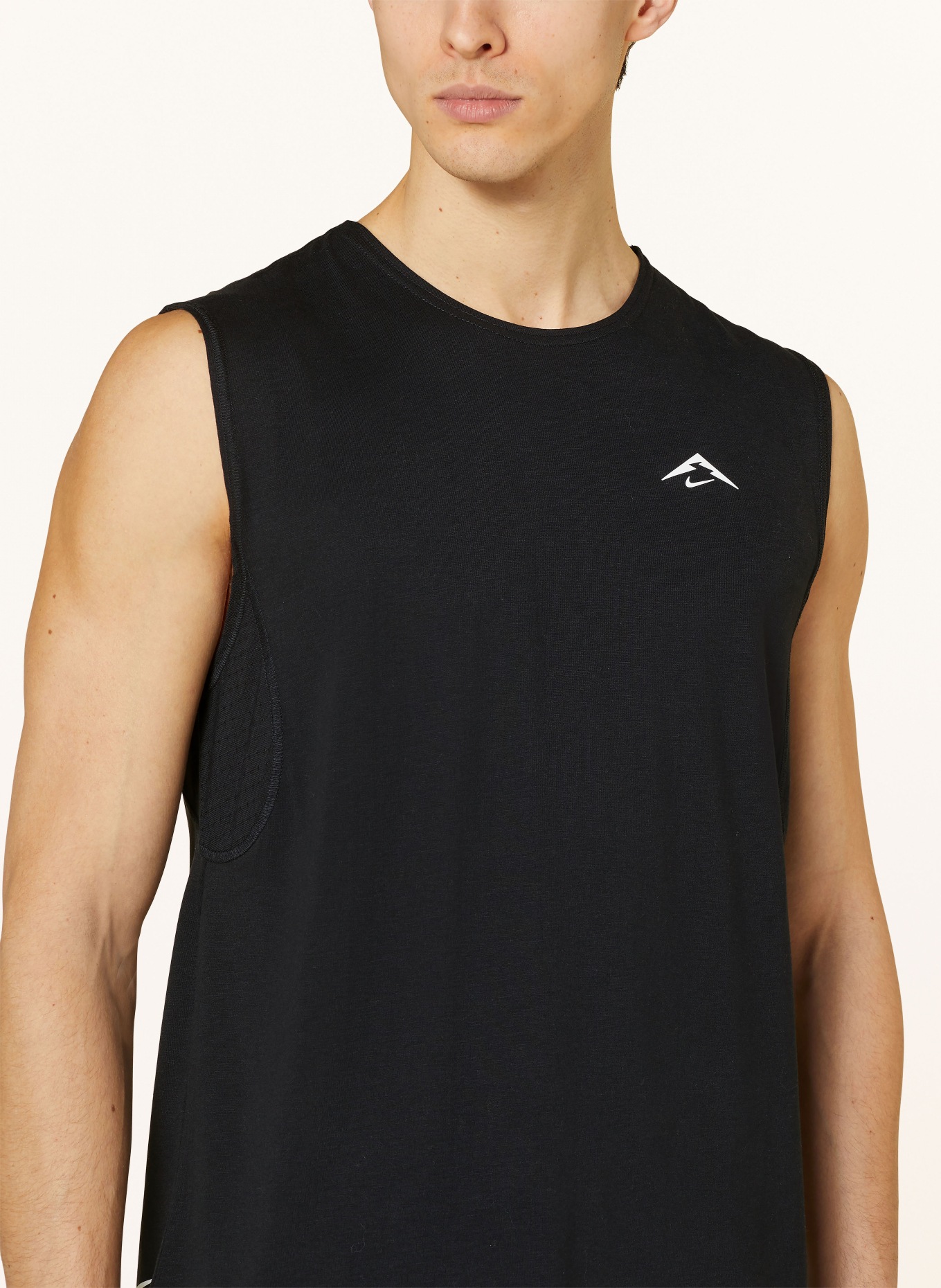 Nike Running top SOLAR CHASE, Color: BLACK (Image 4)