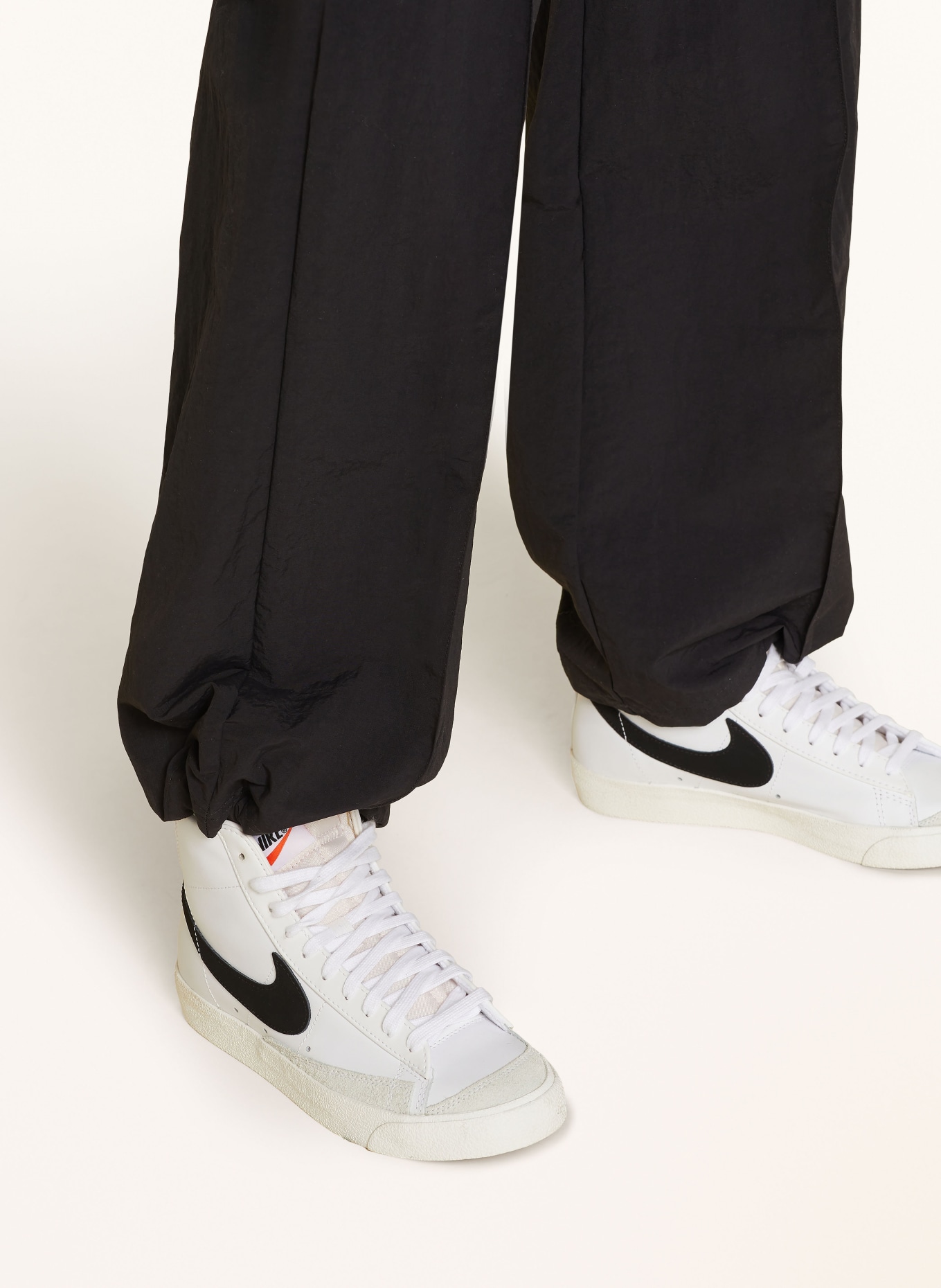 Nike Pants in jogger style, Color: BLACK (Image 6)