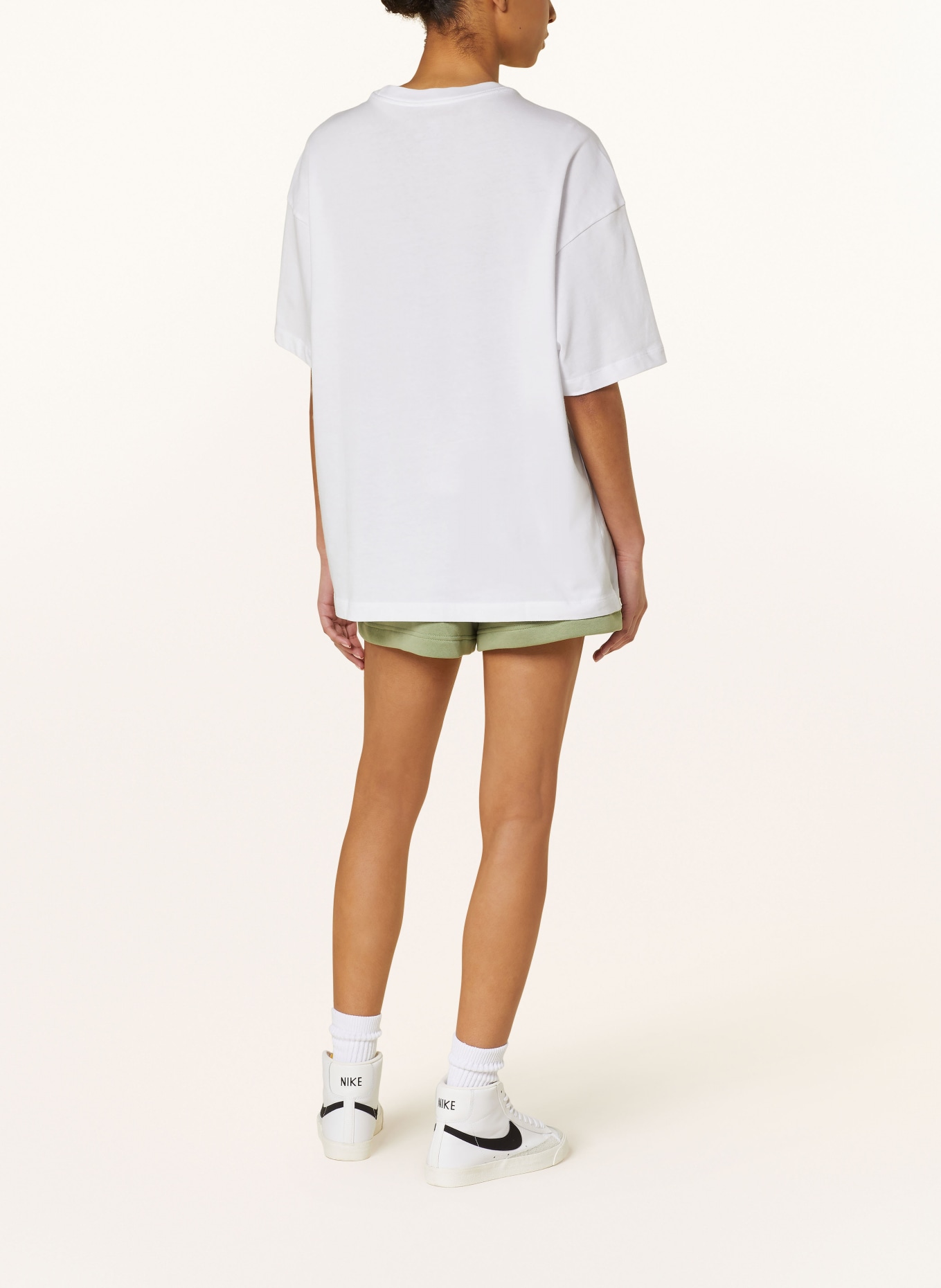Nike Oversized shirt SPORTSWEAR ESSENTIAL, Color: WHITE (Image 3)