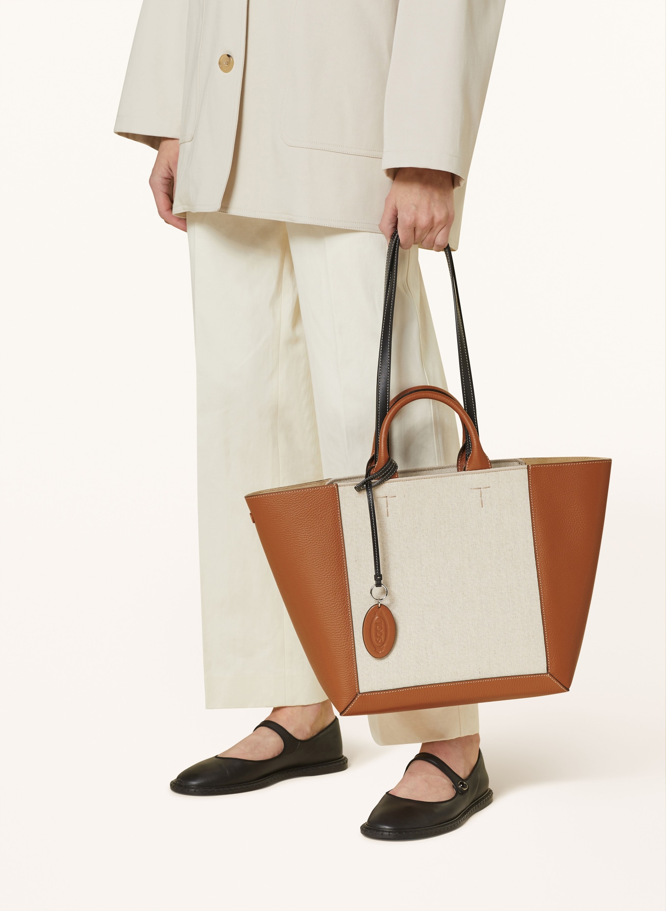 TOD'S Shopper DOUBLE UP with pouch, Color: CREAM/ COGNAC (Image 4)