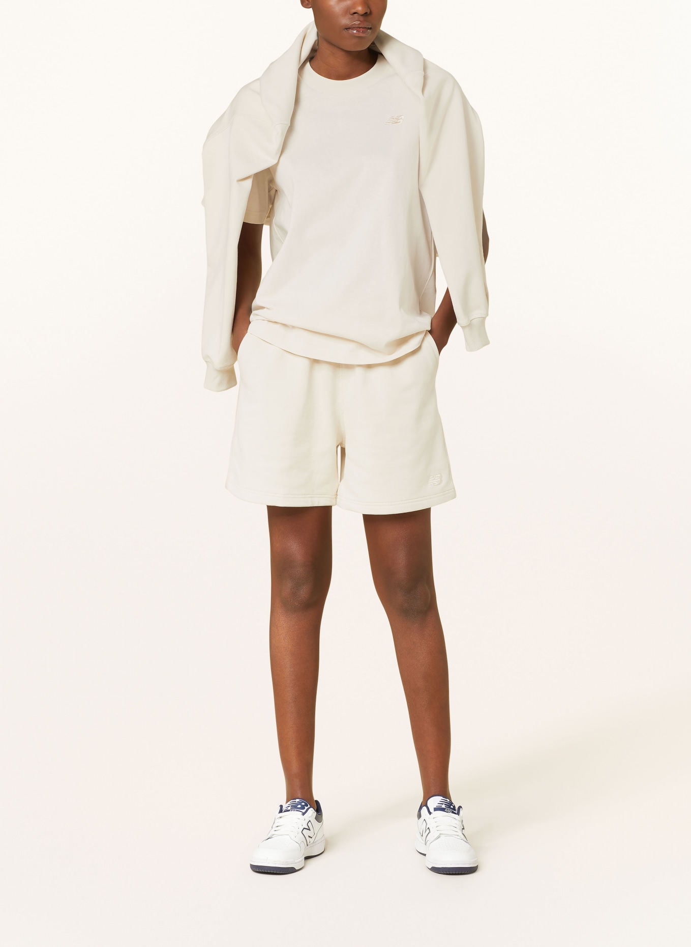 new balance Sweat shorts ATHLETICS, Color: ECRU (Image 2)