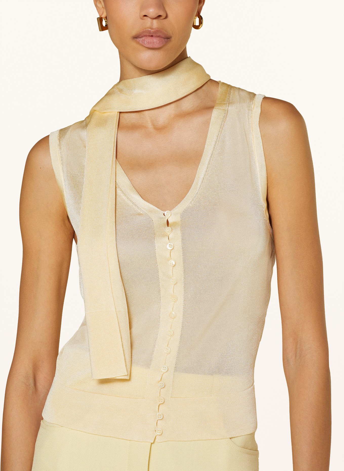 JACQUEMUS Knit vest LE HAUT MAESTRA with bow-tie, Color: LIGHT YELLOW (Image 4)
