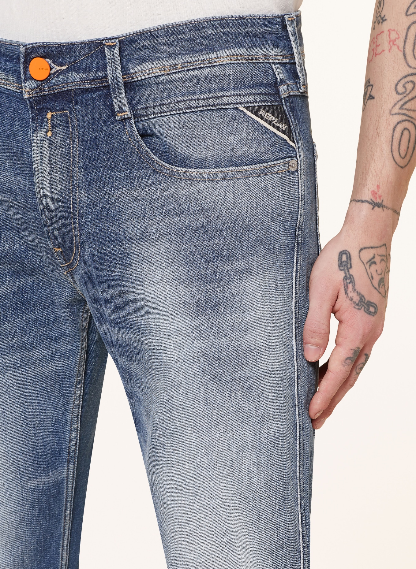 REPLAY Jeans ANBASS slim fit, Color: 009 MEDIUM BLUE (Image 4)