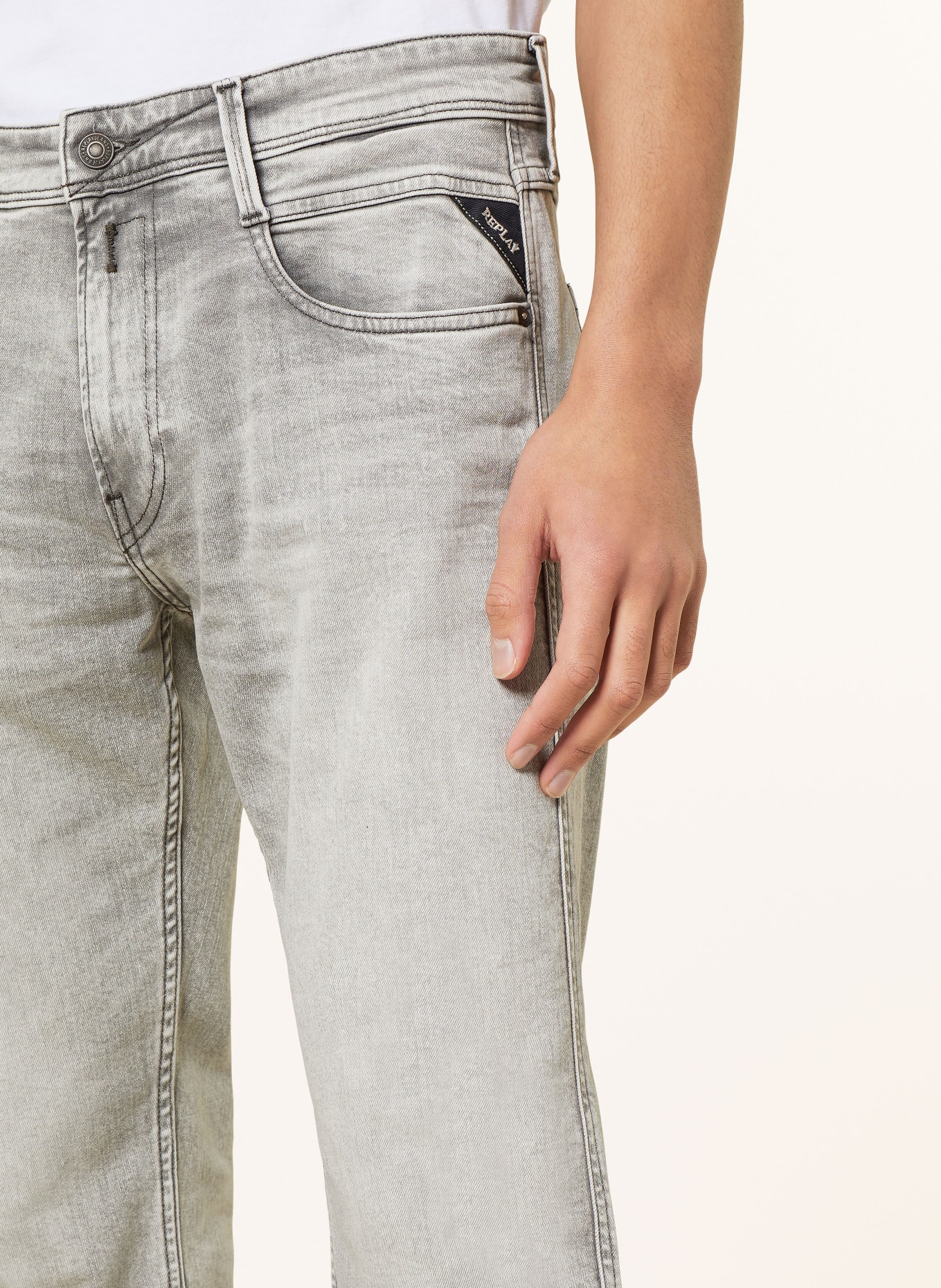 REPLAY Jeans ANBASS Slim Fit, Farbe: GRAU (Bild 5)