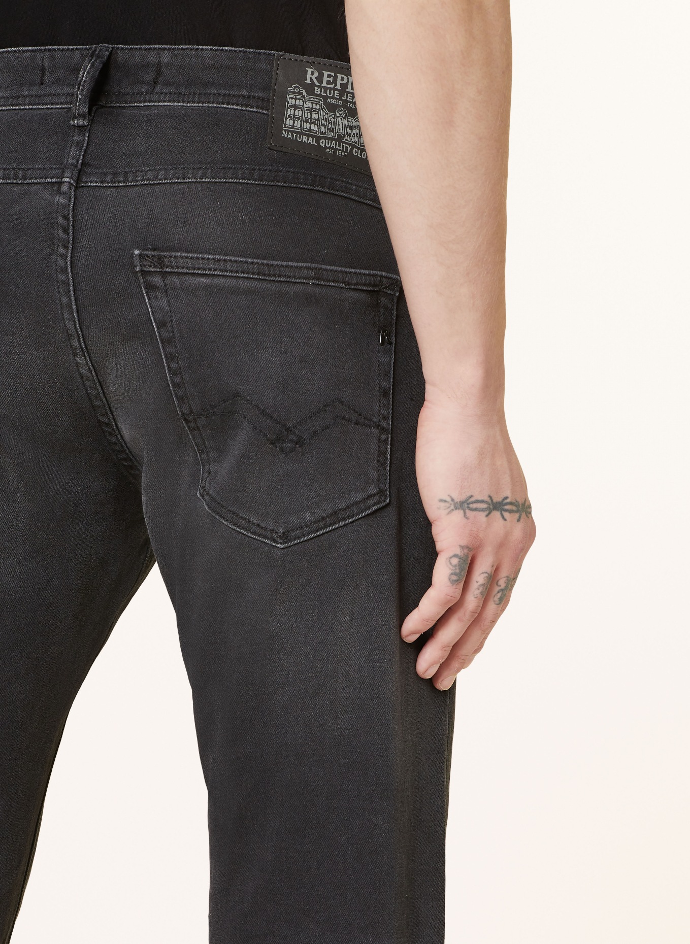 REPLAY Jeans Extra Slim Fit, Farbe: SCHWARZ (Bild 5)