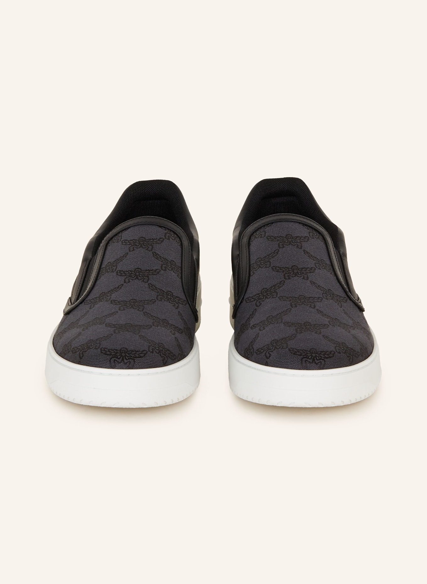 MCM Slip-on sneakersy NEO TERRAIN, Barva: TMAVĚ ŠEDÁ (Obrázek 3)