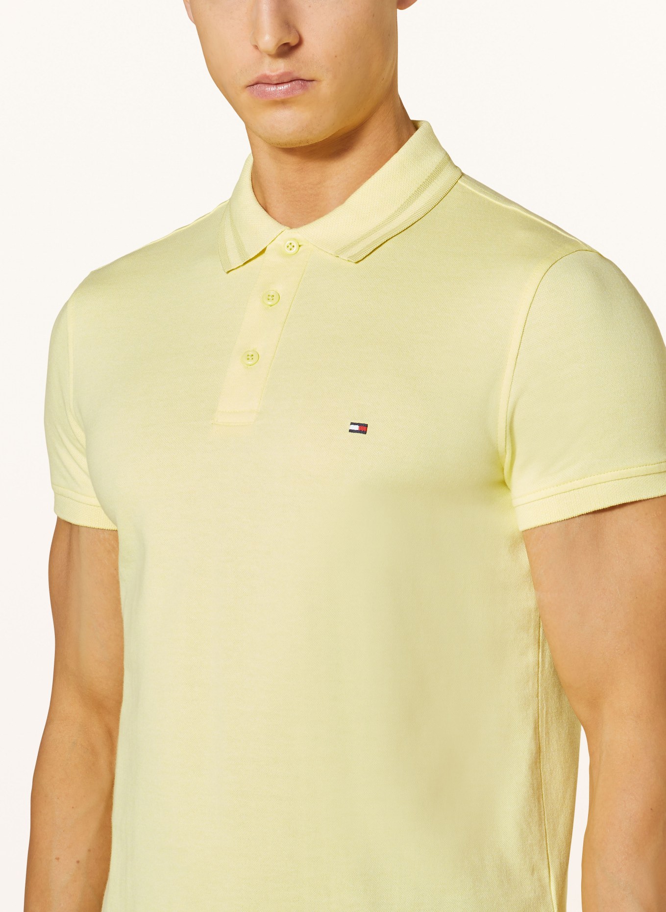 TOMMY HILFIGER Piqué-Poloshirt Slim Fit, Farbe: GELB (Bild 4)