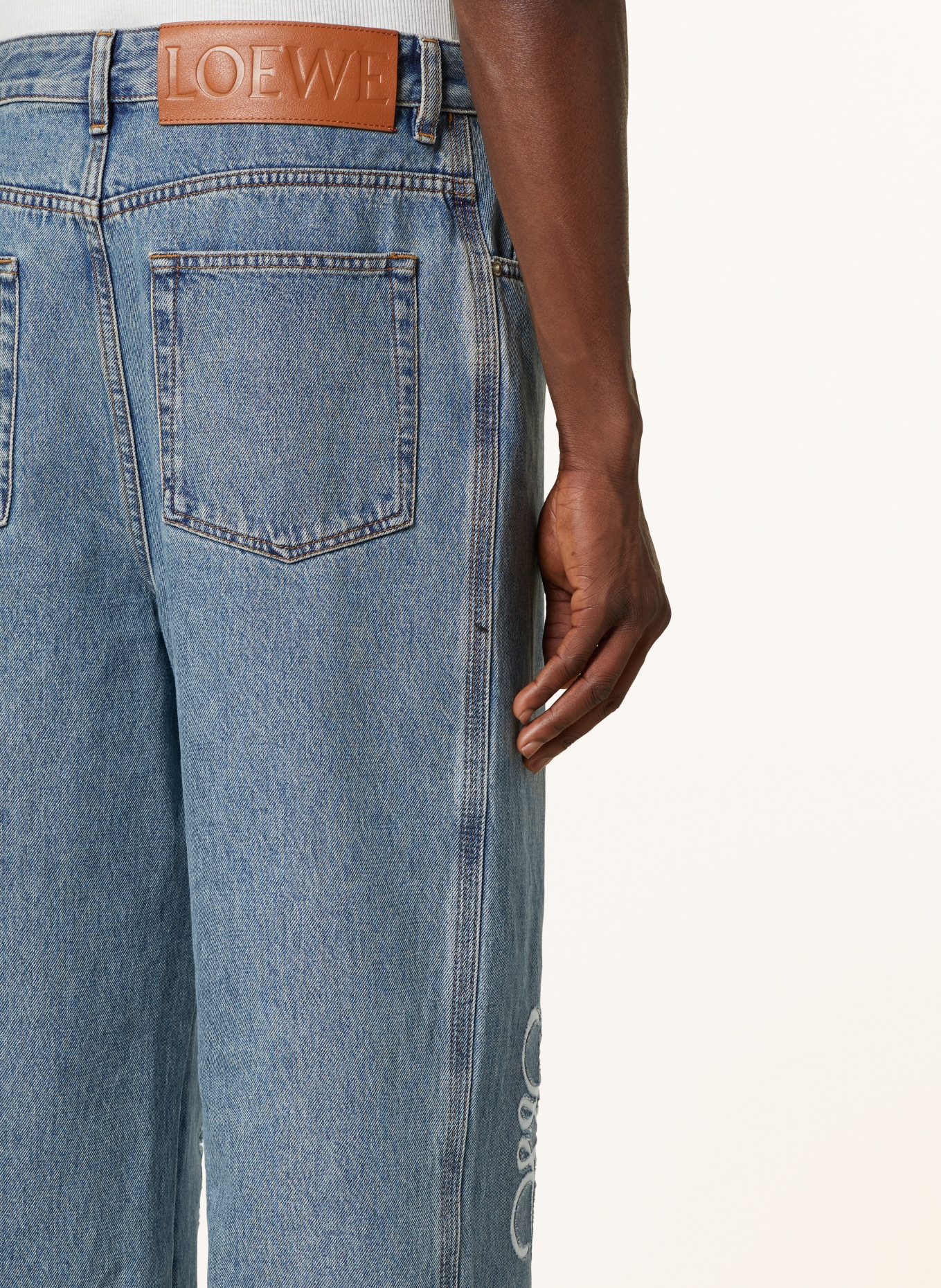 LOEWE Jeans ANAGRAM baggy fit, Color: 5475 MID BLUE DENIM (Image 6)
