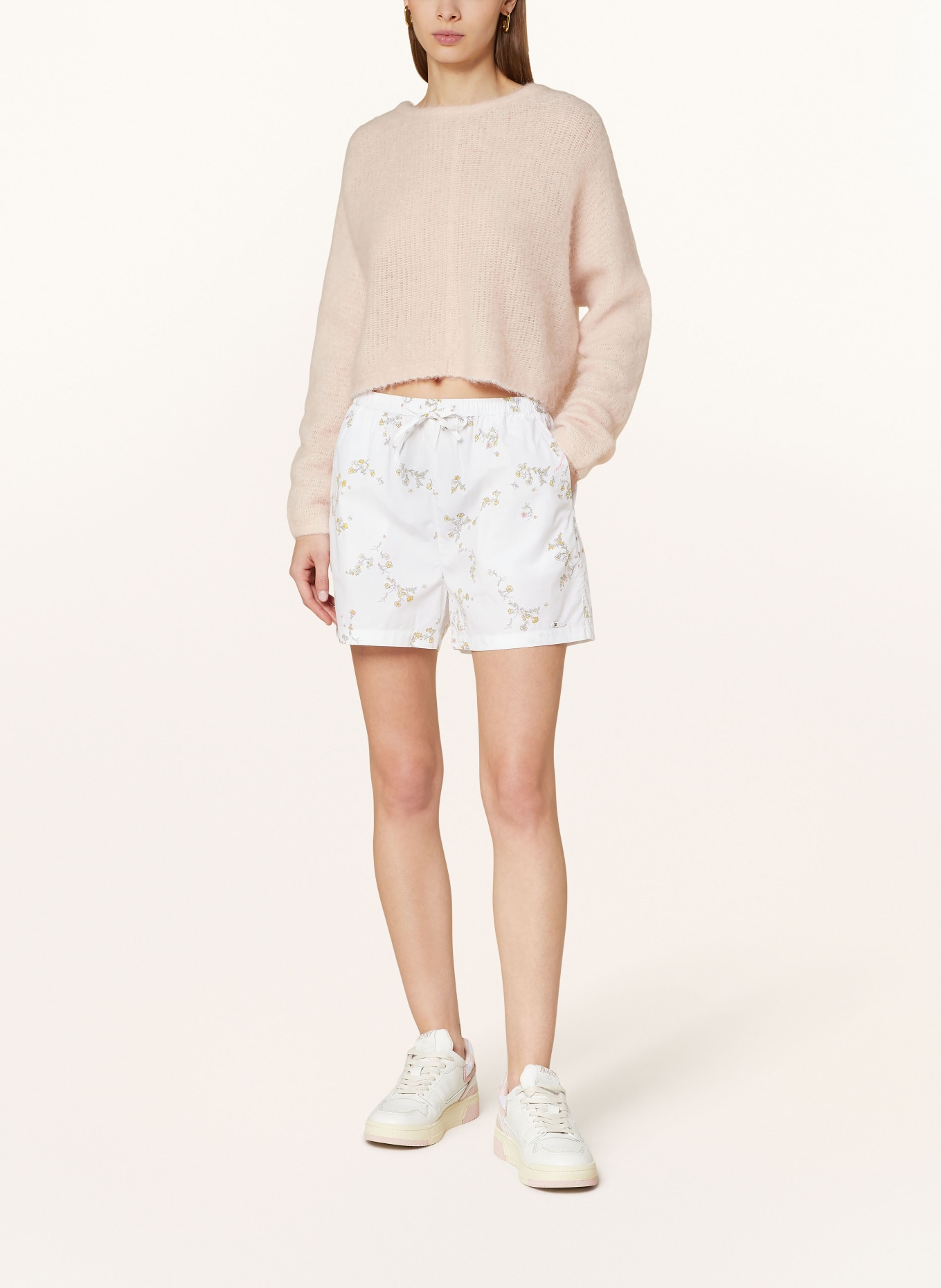 TOMMY JEANS Shorts, Color: WHITE/ YELLOW/ LIGHT GREEN (Image 2)