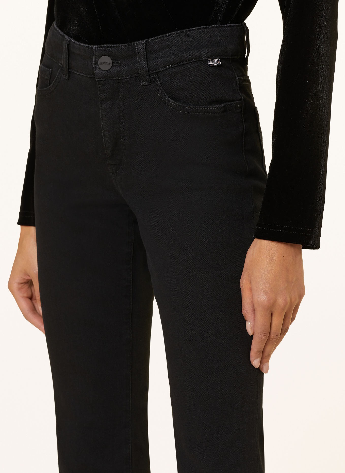 MARC CAIN Bootcut Jeans FARO, Farbe: 900 BLACK (Bild 5)