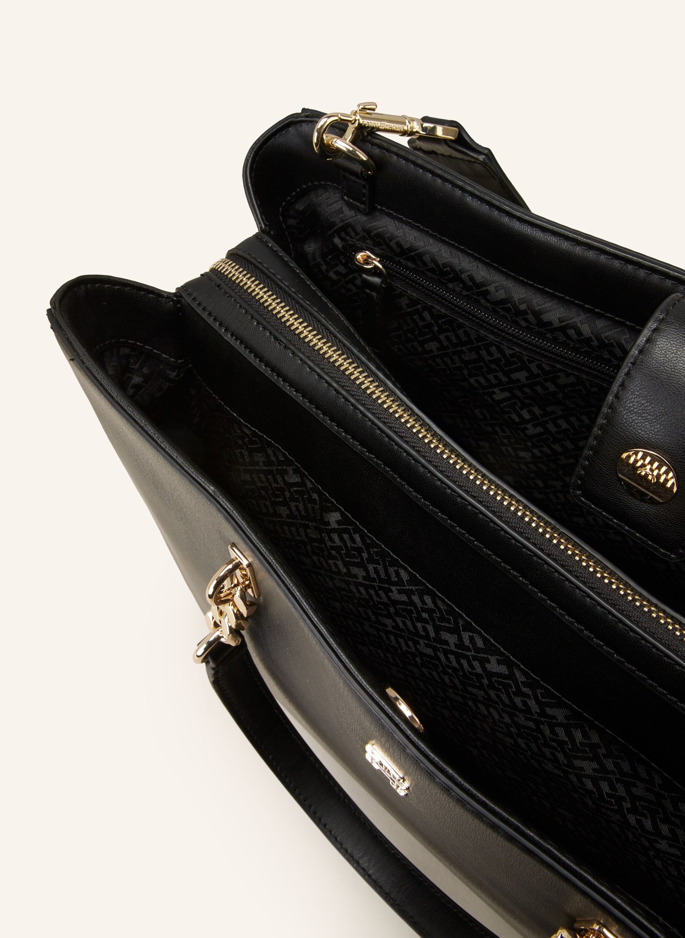 TOMMY HILFIGER Torebka: CZARNY