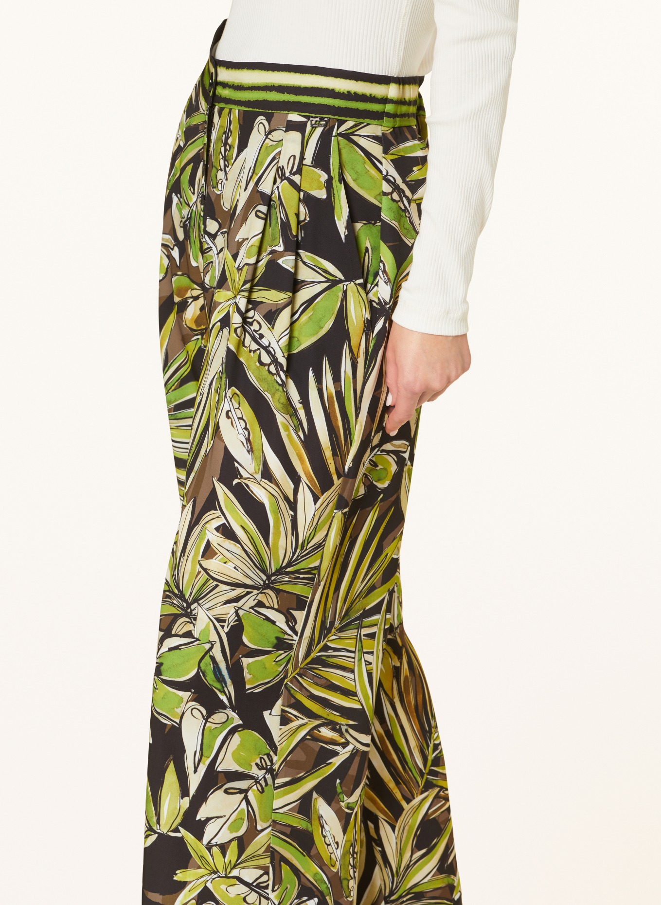 MARC CAIN Trousers, Color: BLACK/ LIGHT GREEN/ OLIVE (Image 4)