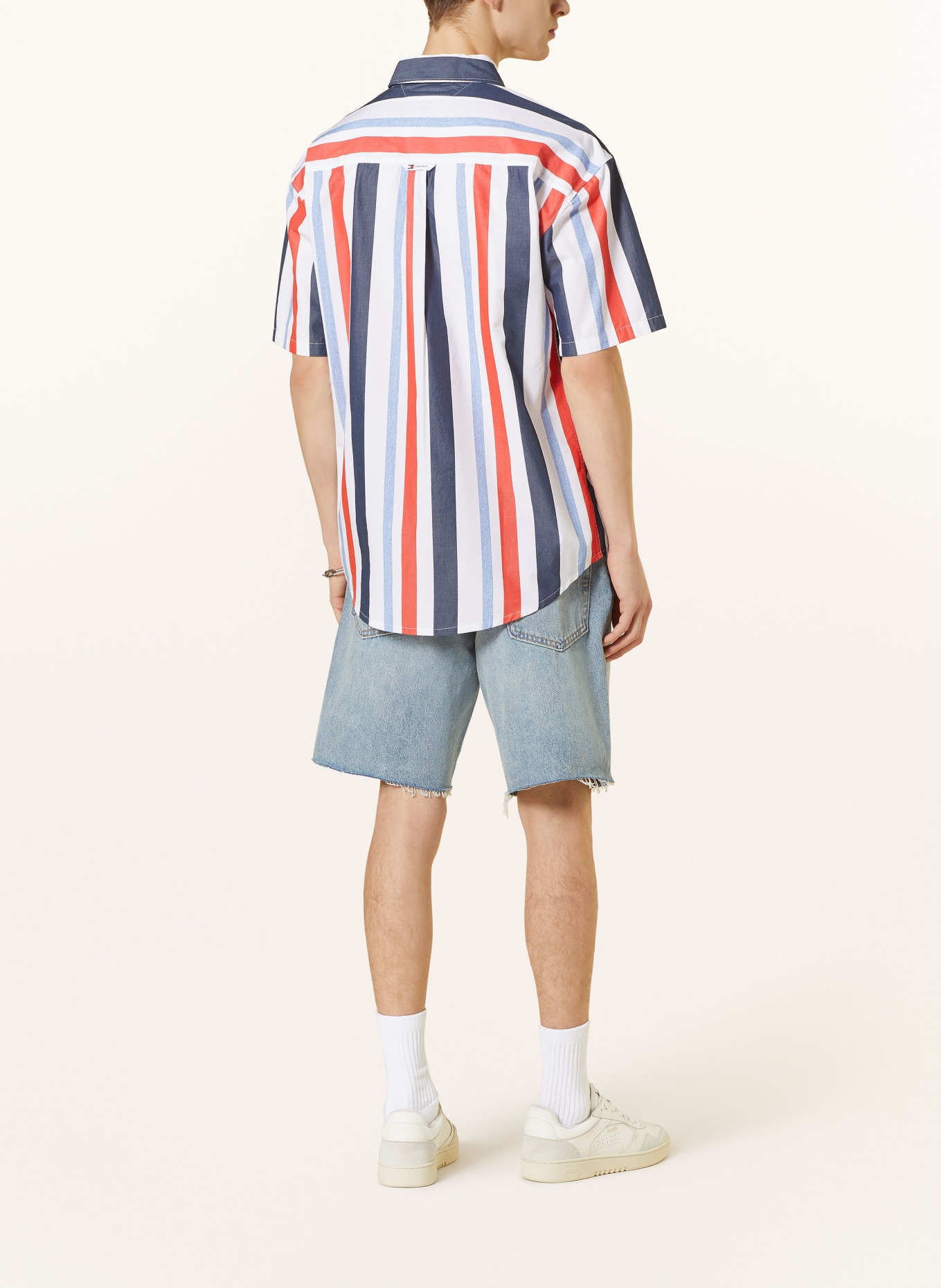 TOMMY JEANS Short sleeve shirt relaxed fit, Color: WHITE/ BLUE/ RED (Image 3)