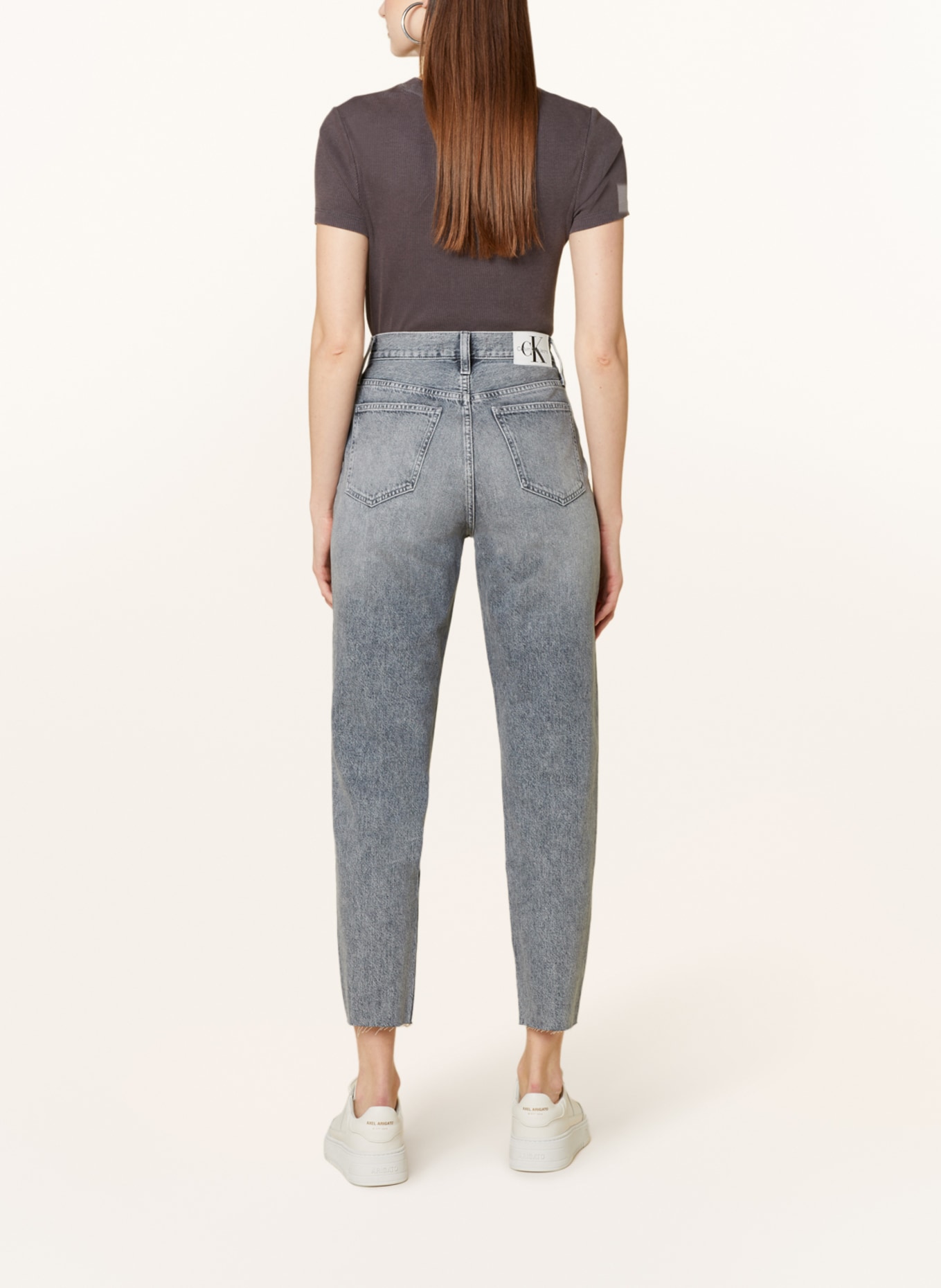 Calvin Klein Jeans Mom džíny, Barva: 1BZ DENIM GREY (Obrázek 3)