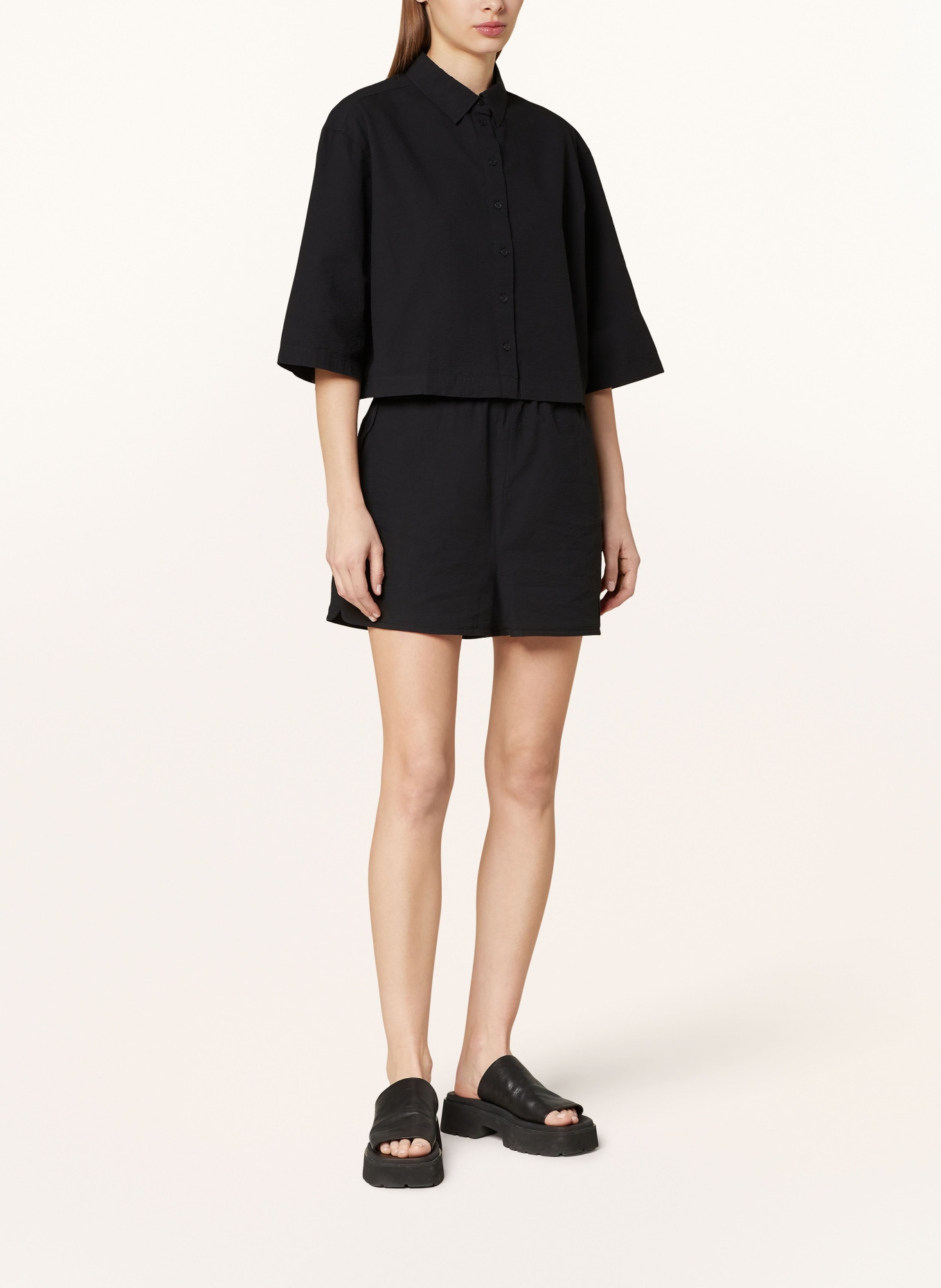 Calvin Klein Jeans Cropped shirt blouse with cut-out, Color: BLACK (Image 2)