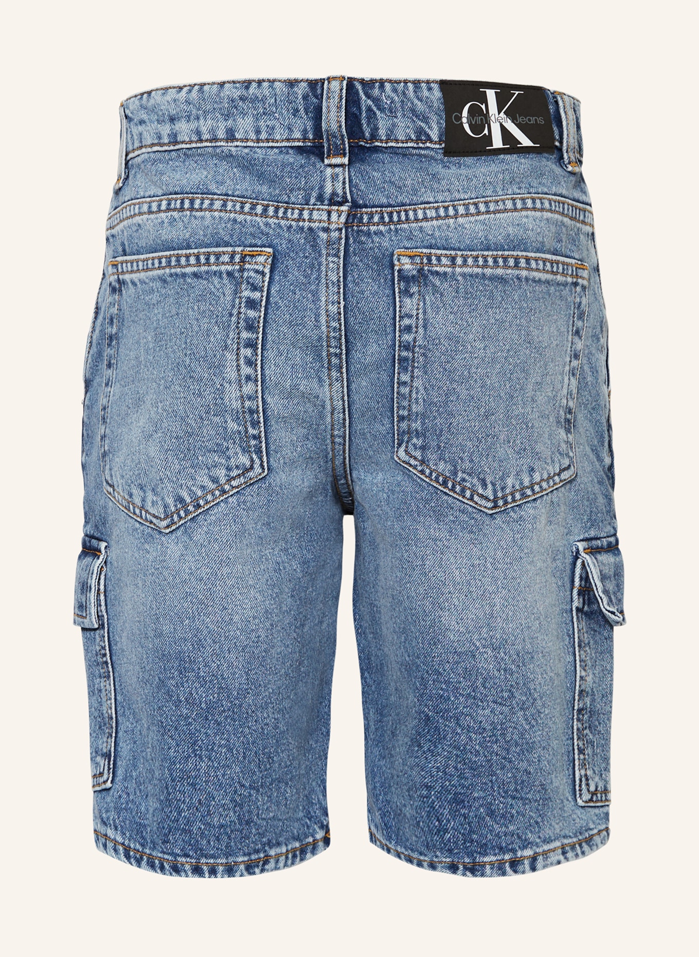Calvin Klein Szorty jeansowe bojówki SKATER, Kolor: 1A4 Iconic Mid Blue (Obrazek 2)