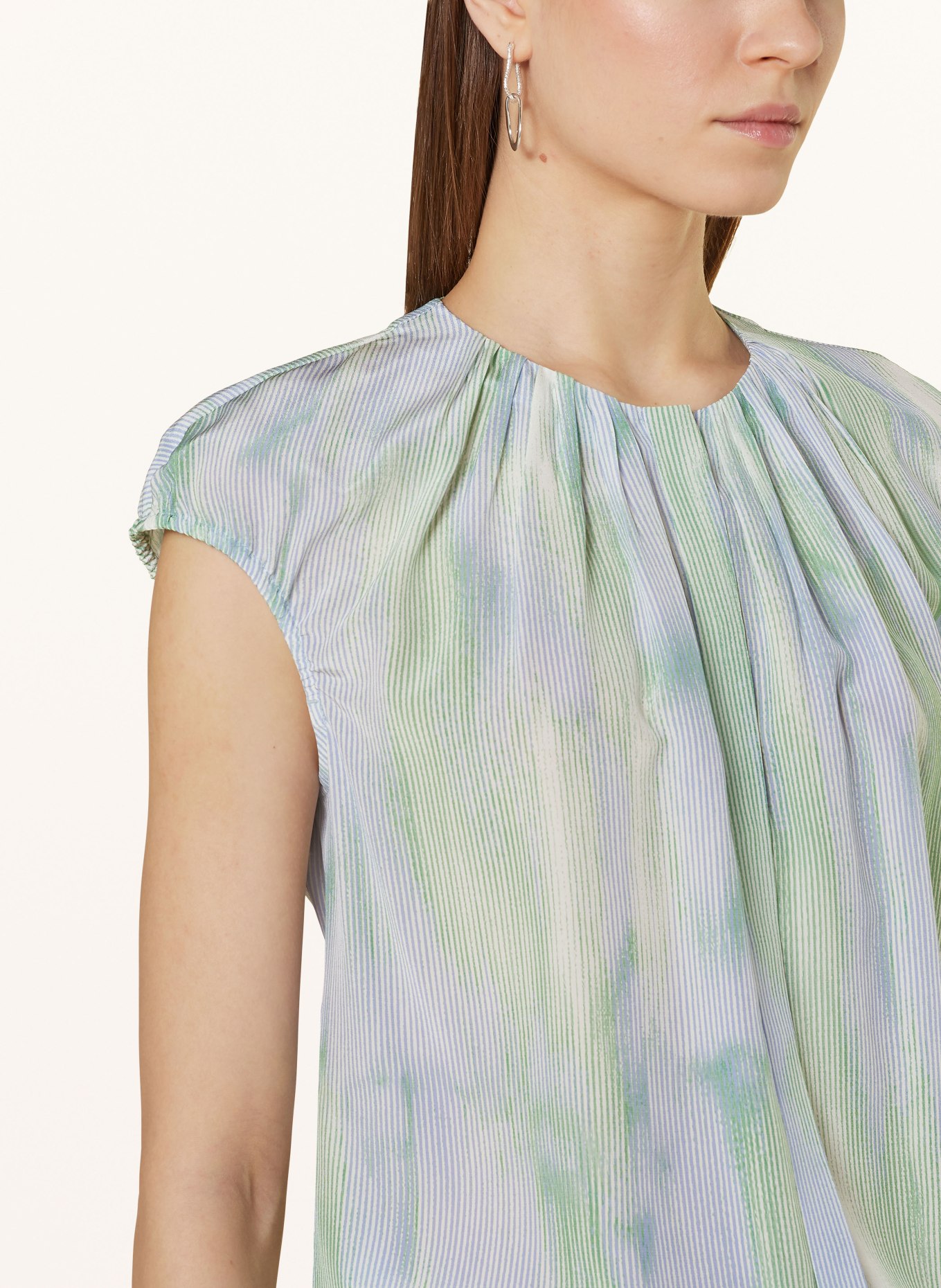BOSS Blouse top BERIKA in silk, Color: LIGHT BLUE/ LIGHT GREEN (Image 4)