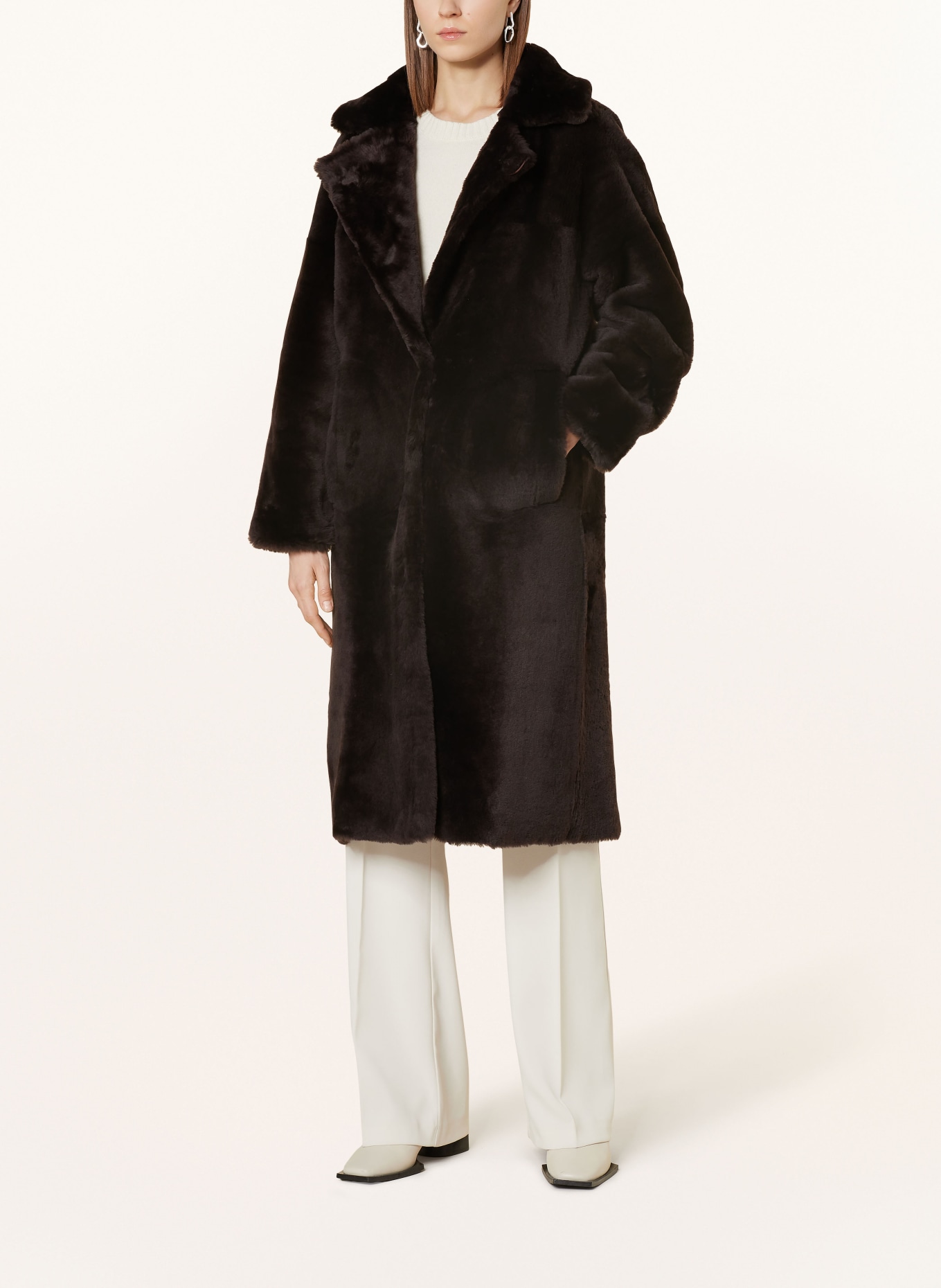 MRS & HUGS Reversible lambskin coat, Color: DARK BROWN (Image 3)