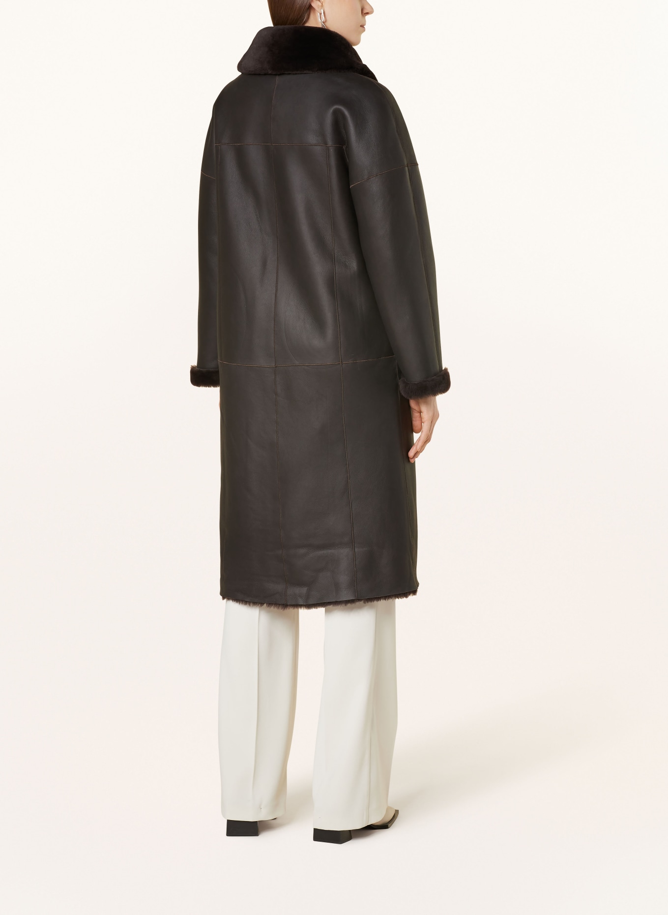MRS & HUGS Reversible lambskin coat, Color: DARK BROWN (Image 4)