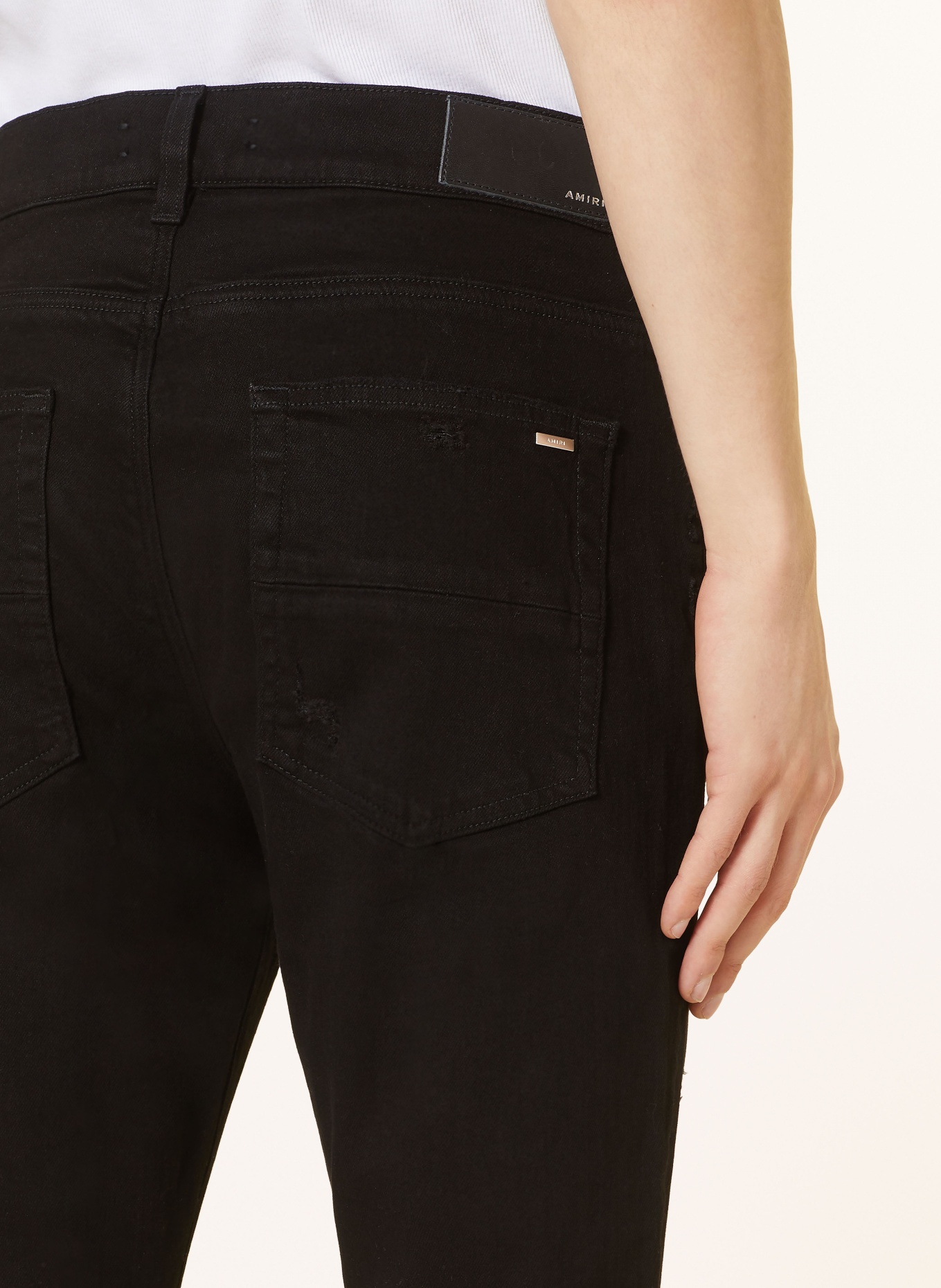 AMIRI Destroyed Jeans MX1 Extra Slim Fit, Farbe: SCHWARZ (Bild 6)