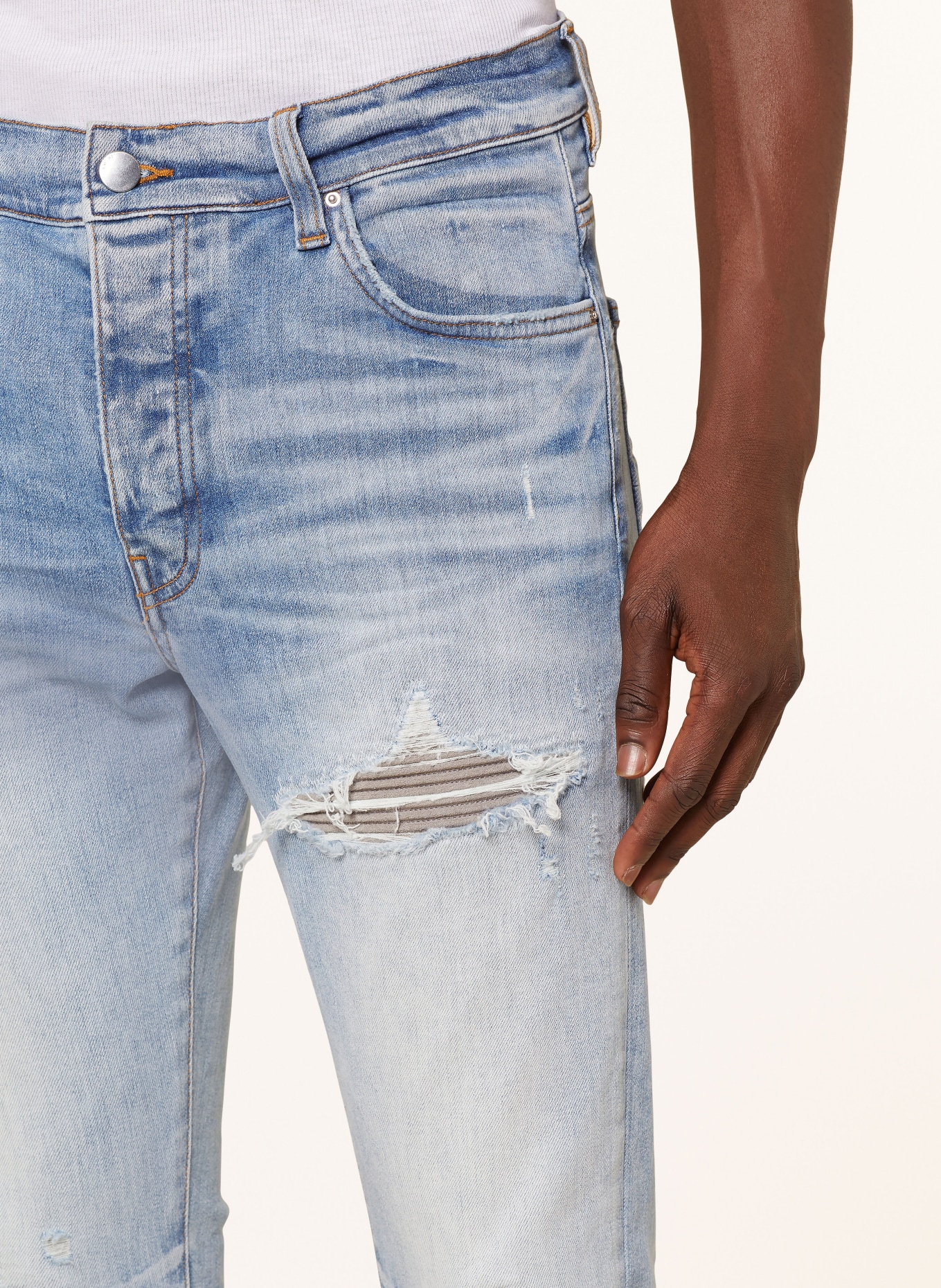 AMIRI Destroyed Jeans MX1 Extra Slim Fit, Farbe: 426 PERFECT INDIGO (Bild 5)